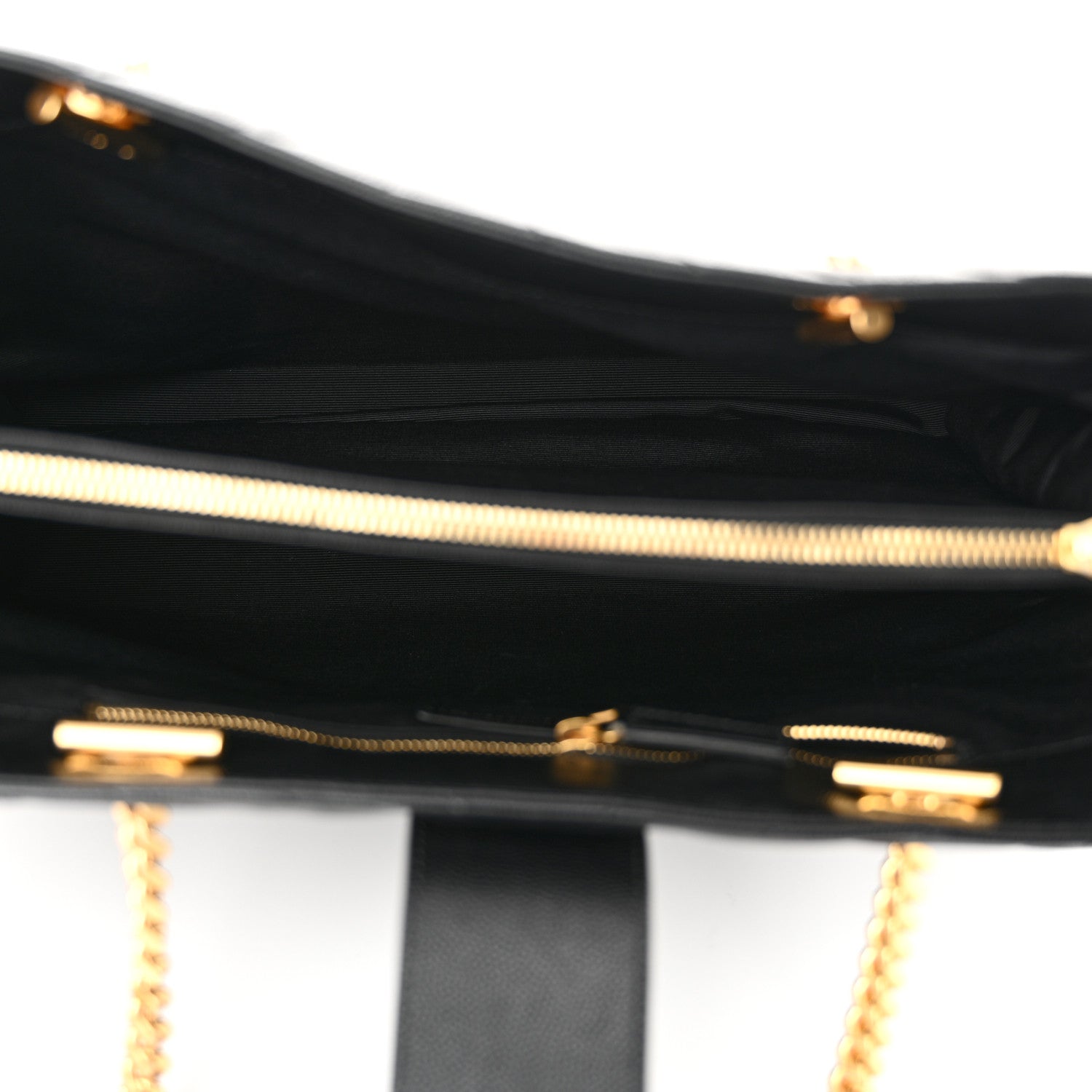 Saint Laurent Grain De Poudre Matelasse Chevron Monogram Shopping Bag Black 5 of 12