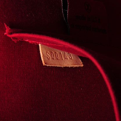 Louis Vuitton Vernis Alma GM Pomme D'Amour 7 of 8