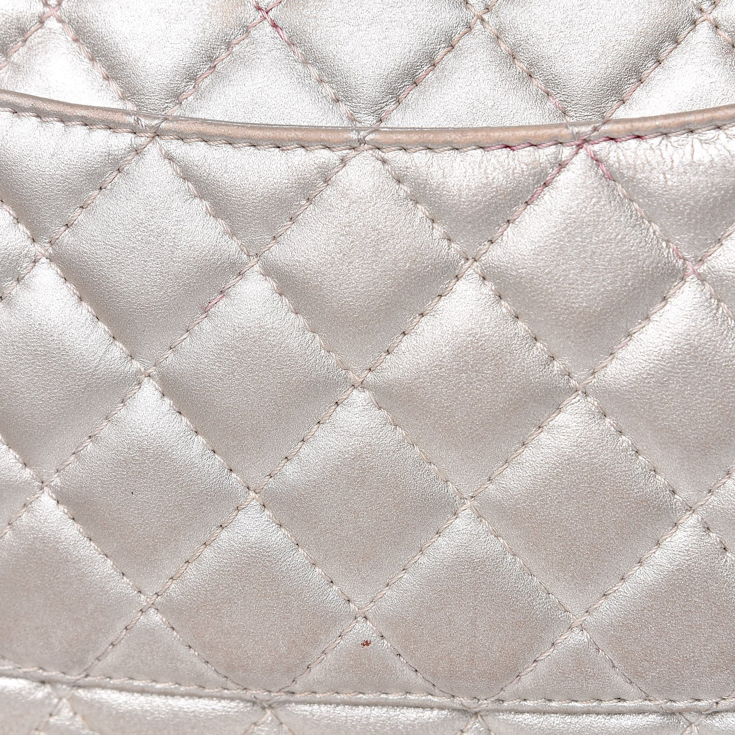 Chanel Metallic Calfskin Quilted 2.55 Reissue Clutch Silver 14 of 25