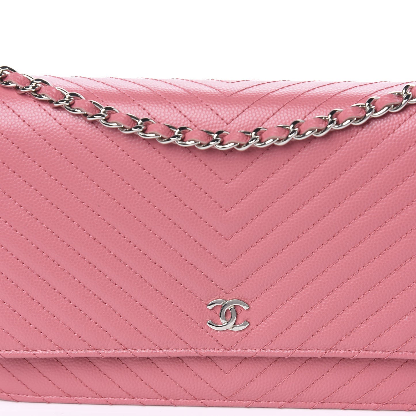 Caviar Chevron Quilted Wallet On Chain WOC Pink