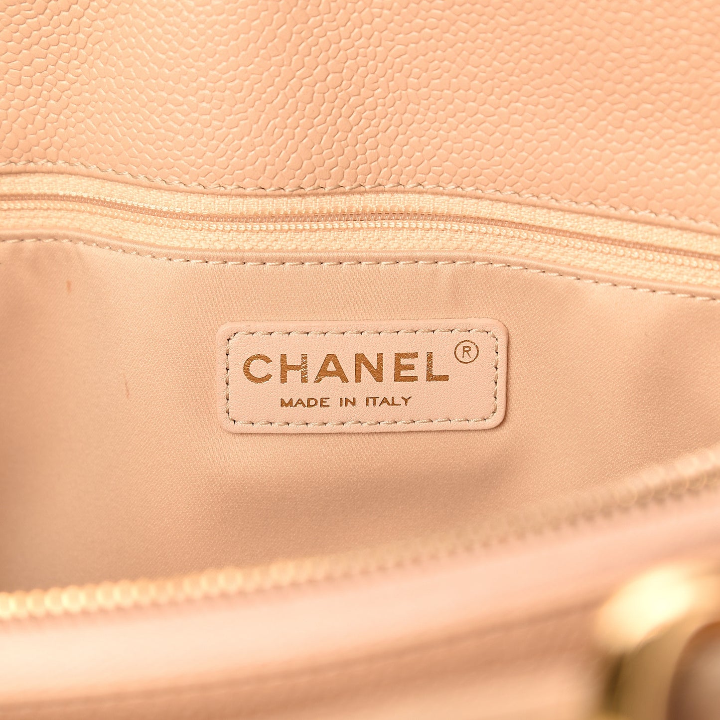 Caviar Quilted Grand Shopping Tote GST Beige Clair