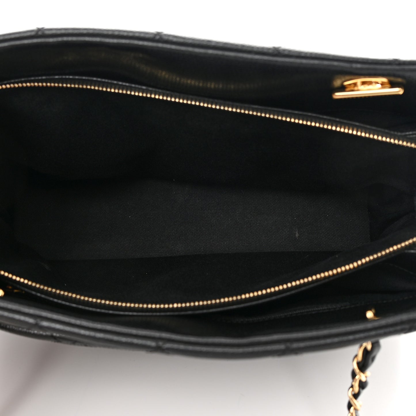 Caviar Quilted CC Timeless Soft Tote Black