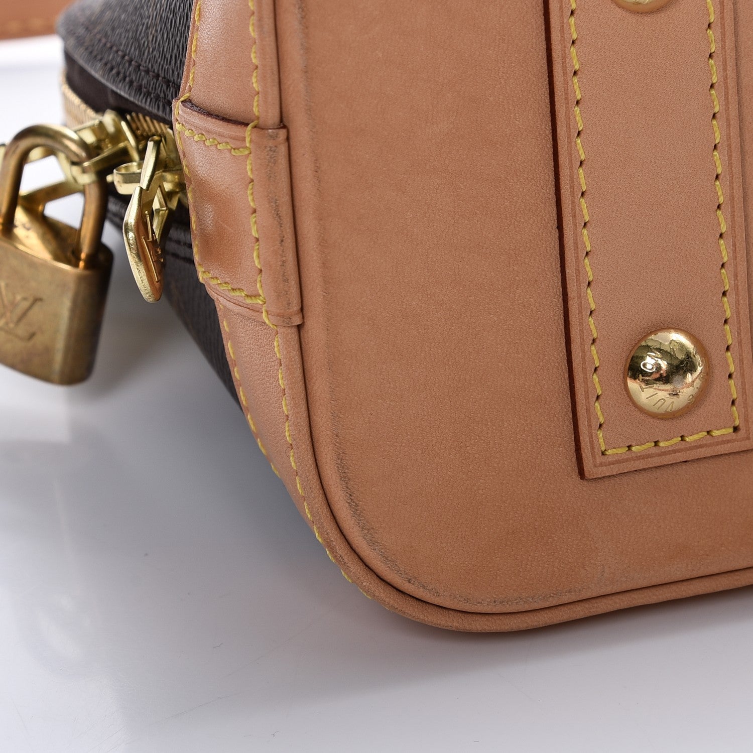 Louis Vuitton Monogram Alma BB 9 of 10