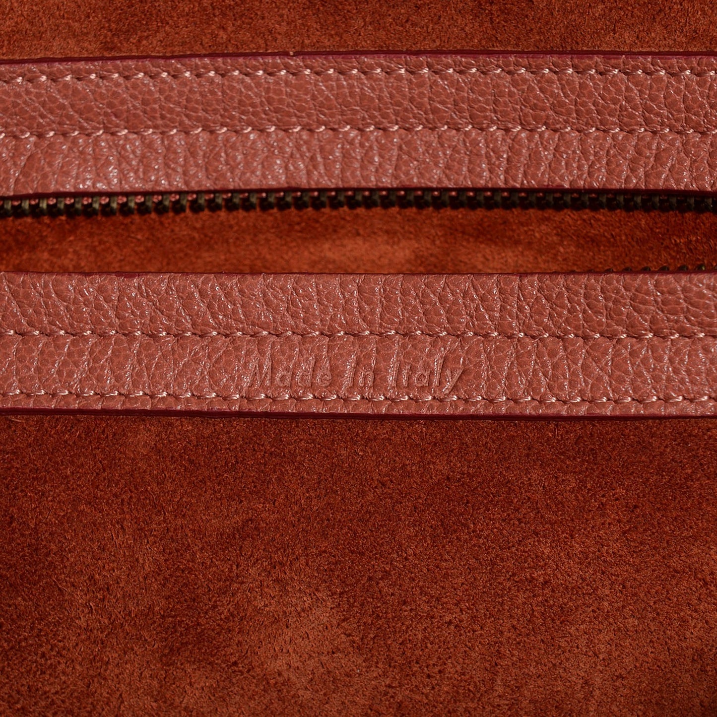 Shiny Grained Calfskin Medium Phantom Luggage Terracotta