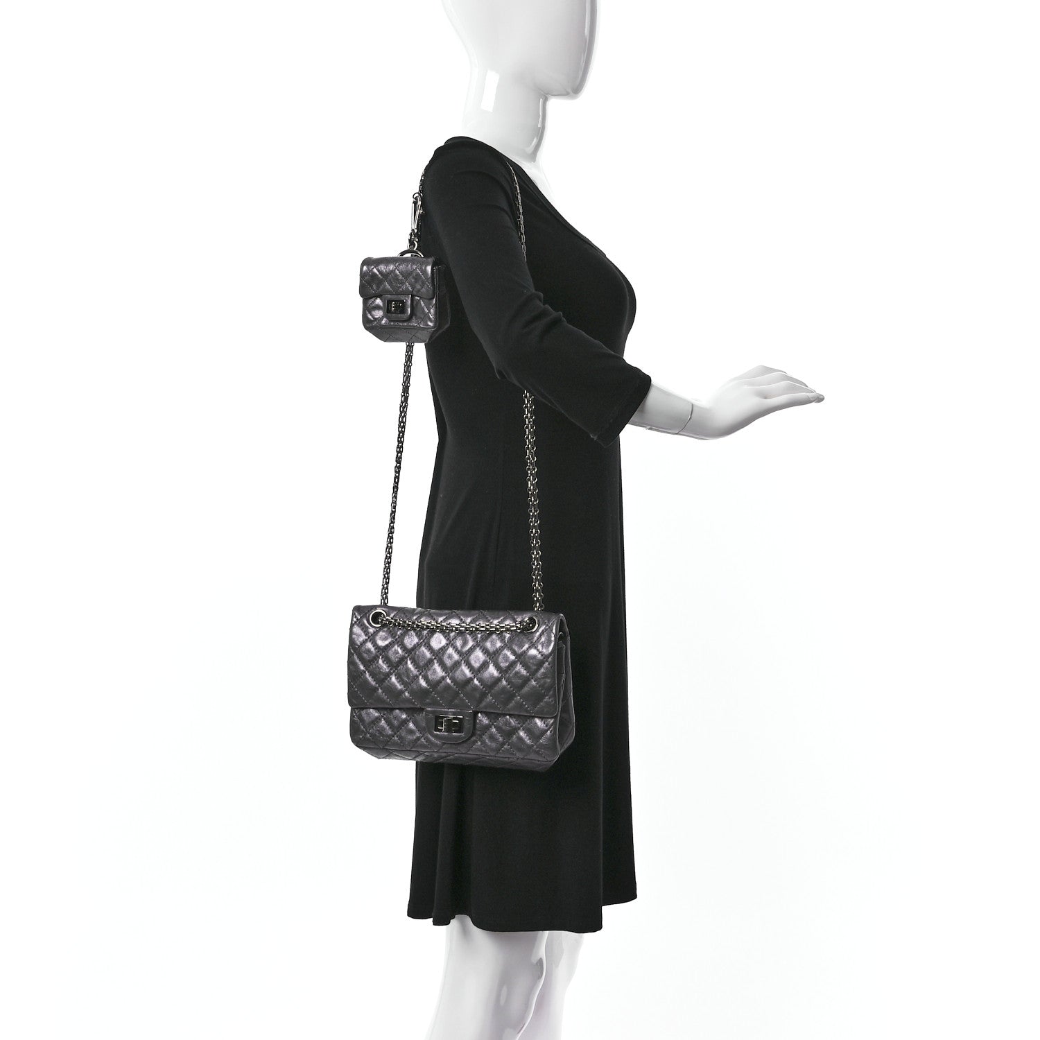 Chanel Metallic Aged Calfskin Quilted 2.55 Reissue 225 Flap Silver 2 of 10