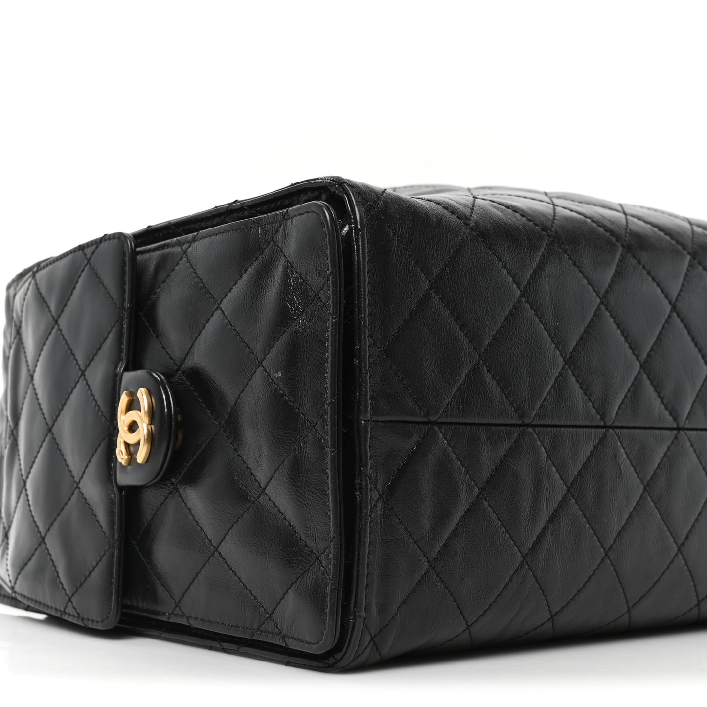 Shiny Crumpled Calfskin Quilted Medium Chanel 25 Handbag Black Black