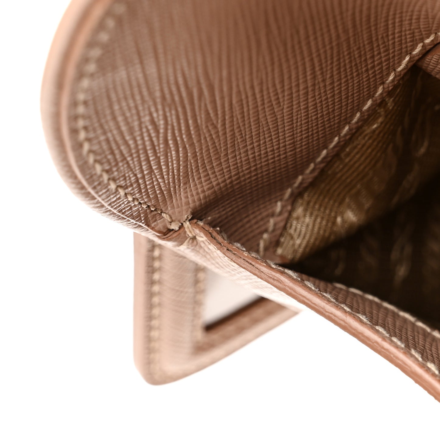 Saffiano Lux Medium Open Promenade Tote Cammeo