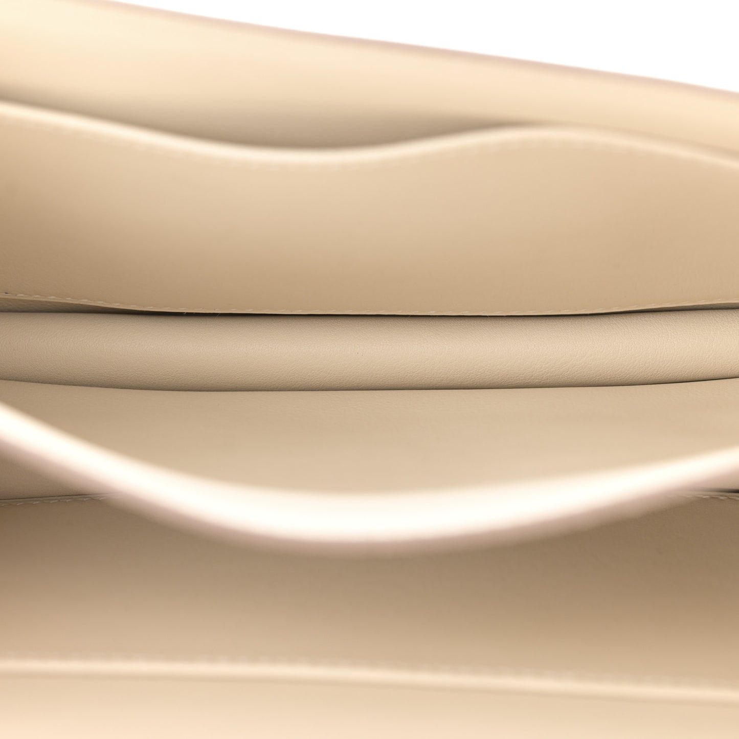 Swift Constance 18 Nata
