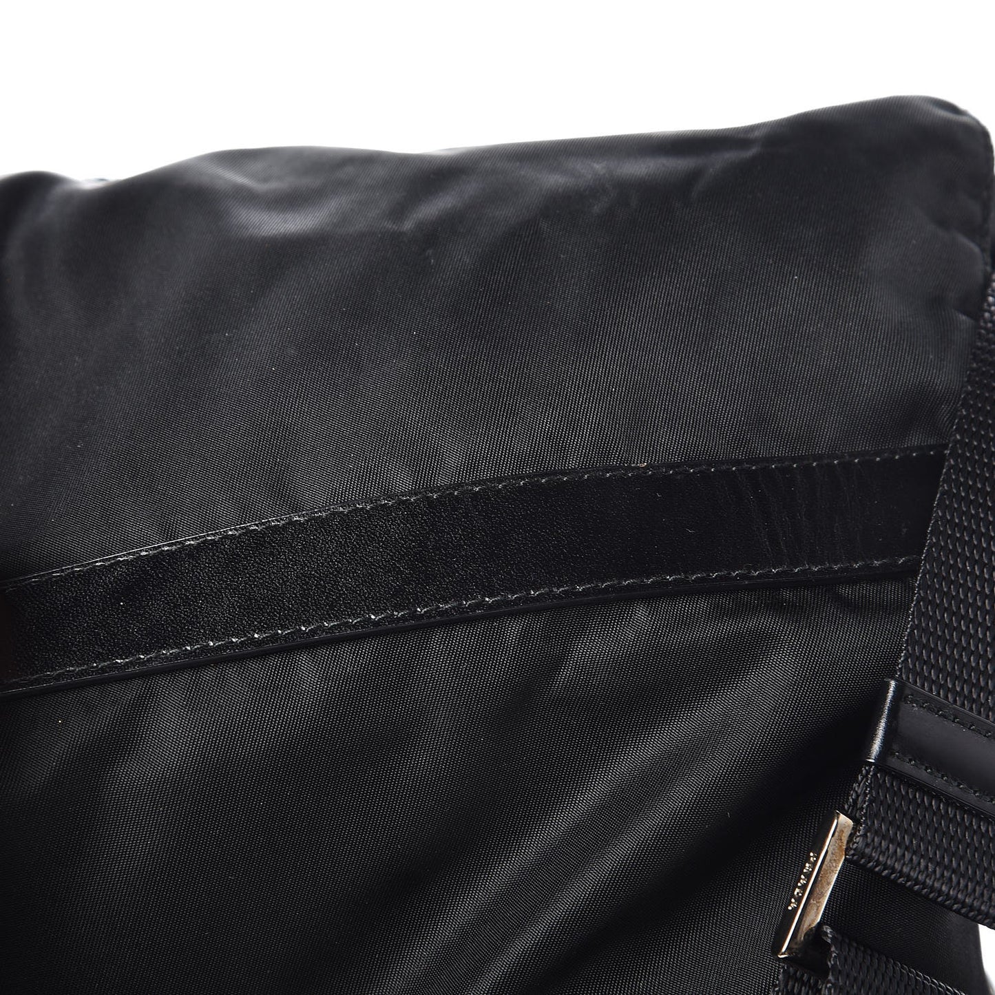 Nylon Vela Messenger Bag Black