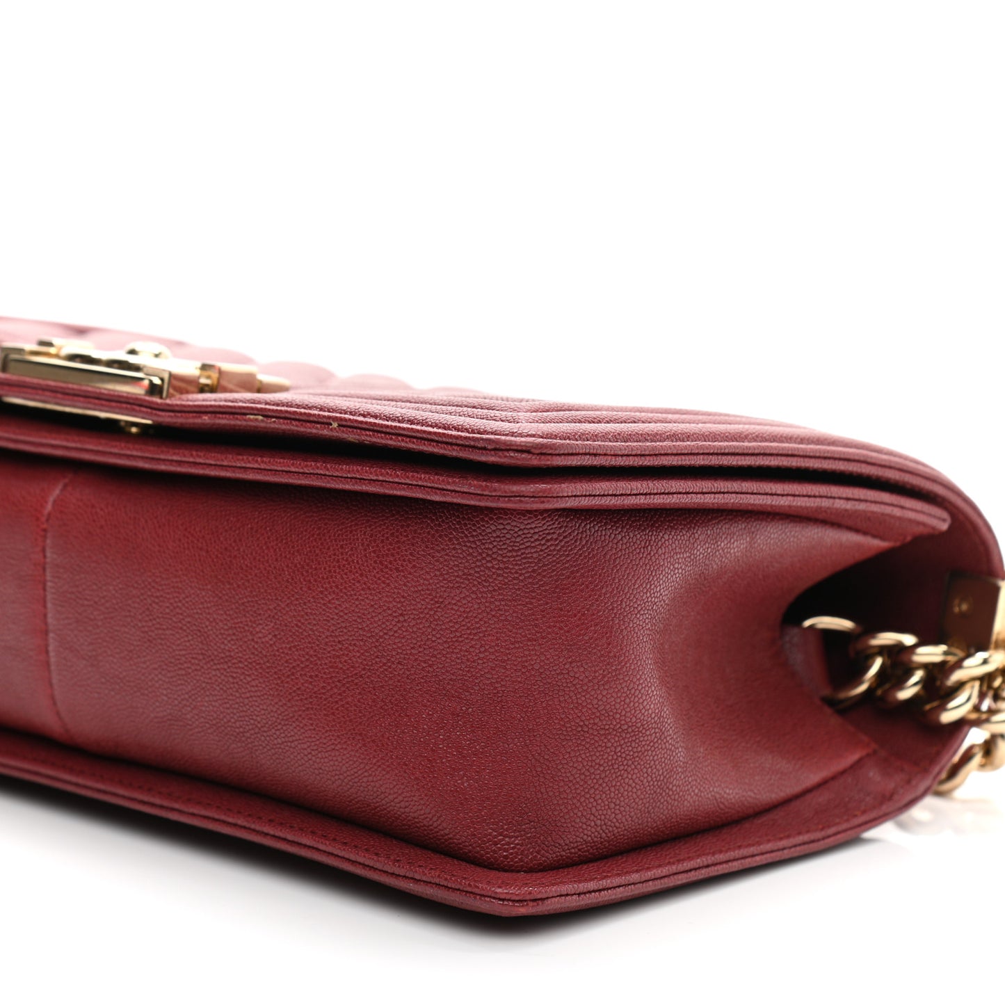 Caviar Chevron Quilted Medium Boy Flap Red