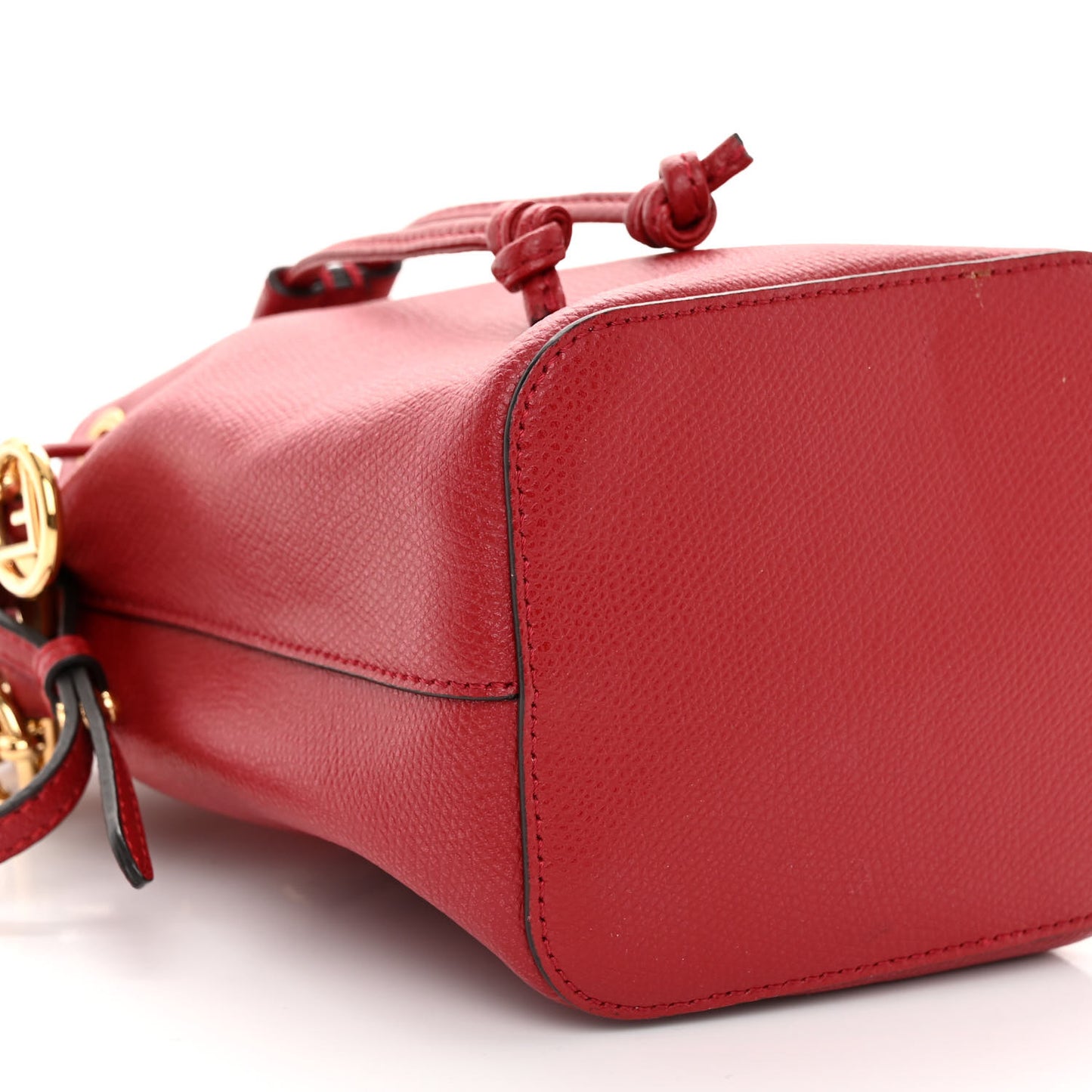 Vitello Cruise F is Fendi Mini Mon Tresor Bucket Bag Fragola