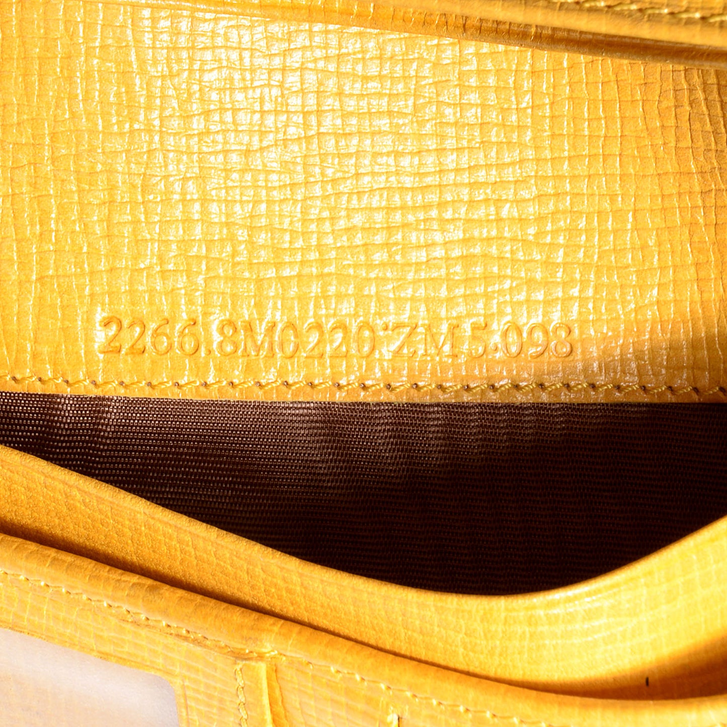 Zucca Spalmati Vitello Elite Continental Wallet White