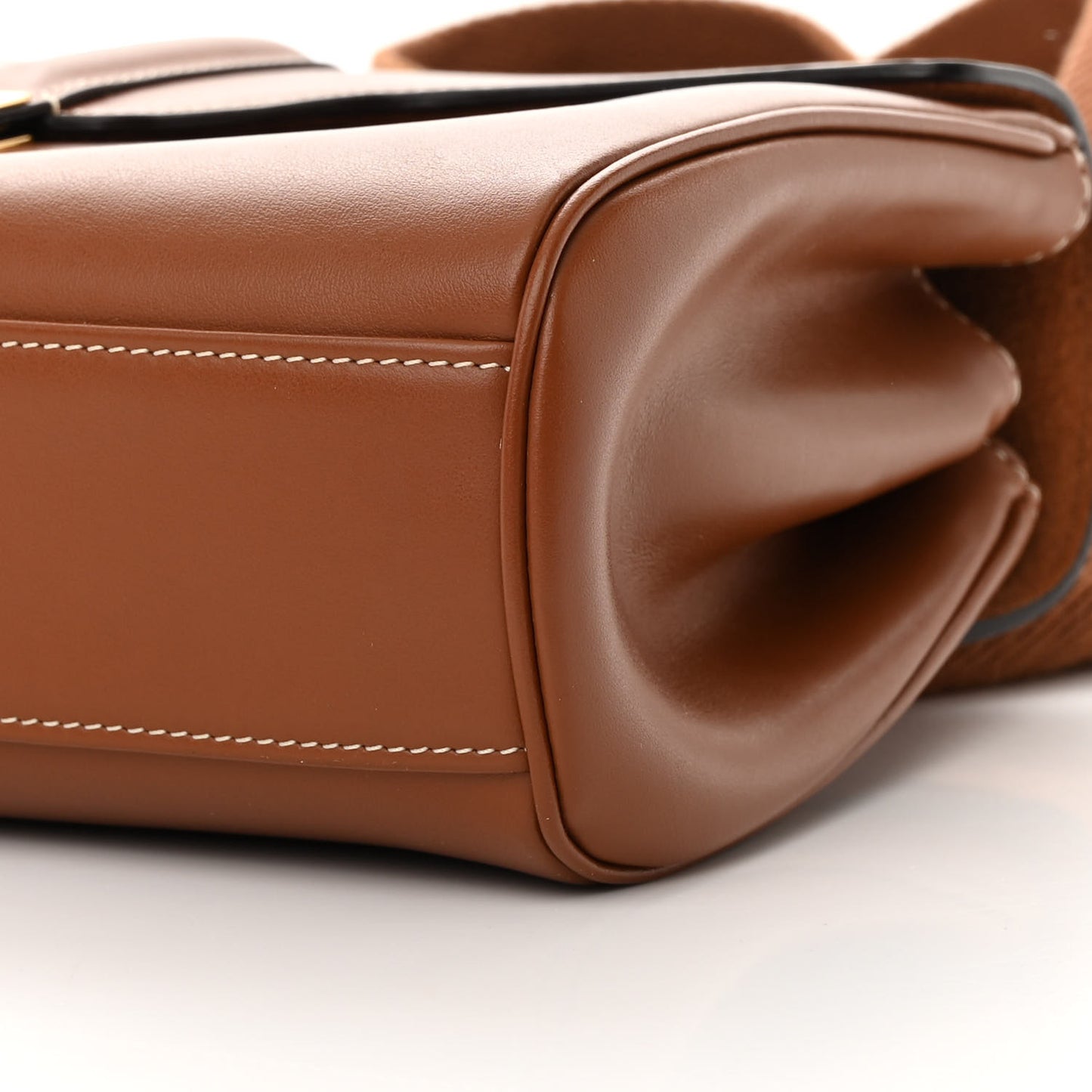 Smooth Calfskin Teen Soft 16 Shoulder Bag Tan