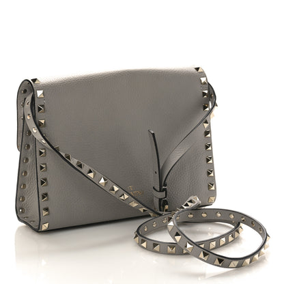 Valentino Garavani Pebbled Calfskin Medium Rockstud Flip Lock Crossbody Bag Pastel Grey 2 of 8