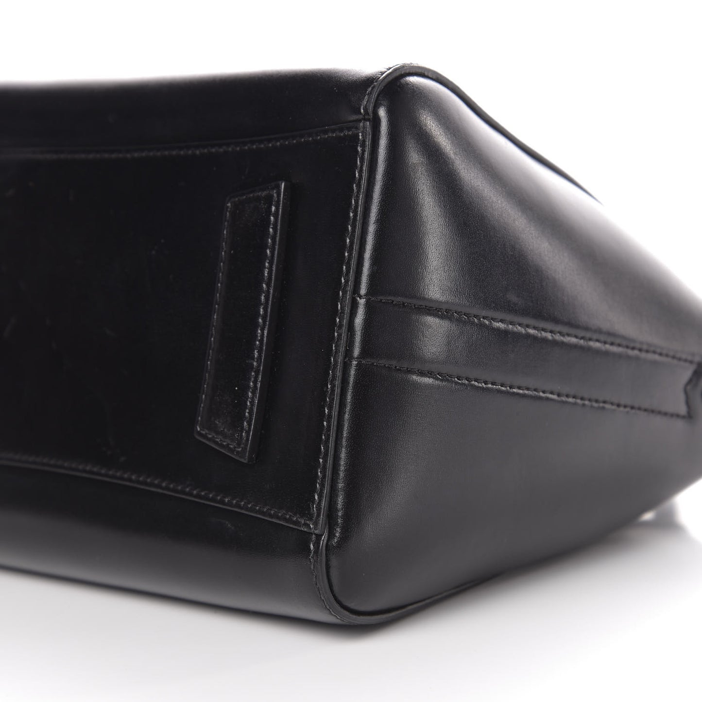 Shiny Lord Calfskin Small Antigona Black