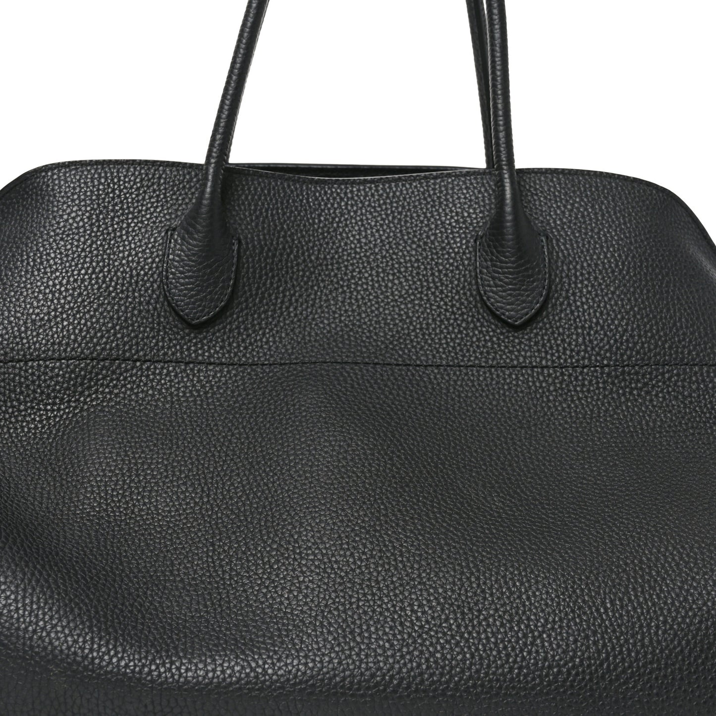 Grained Calfskin Soft Margaux 17 Black