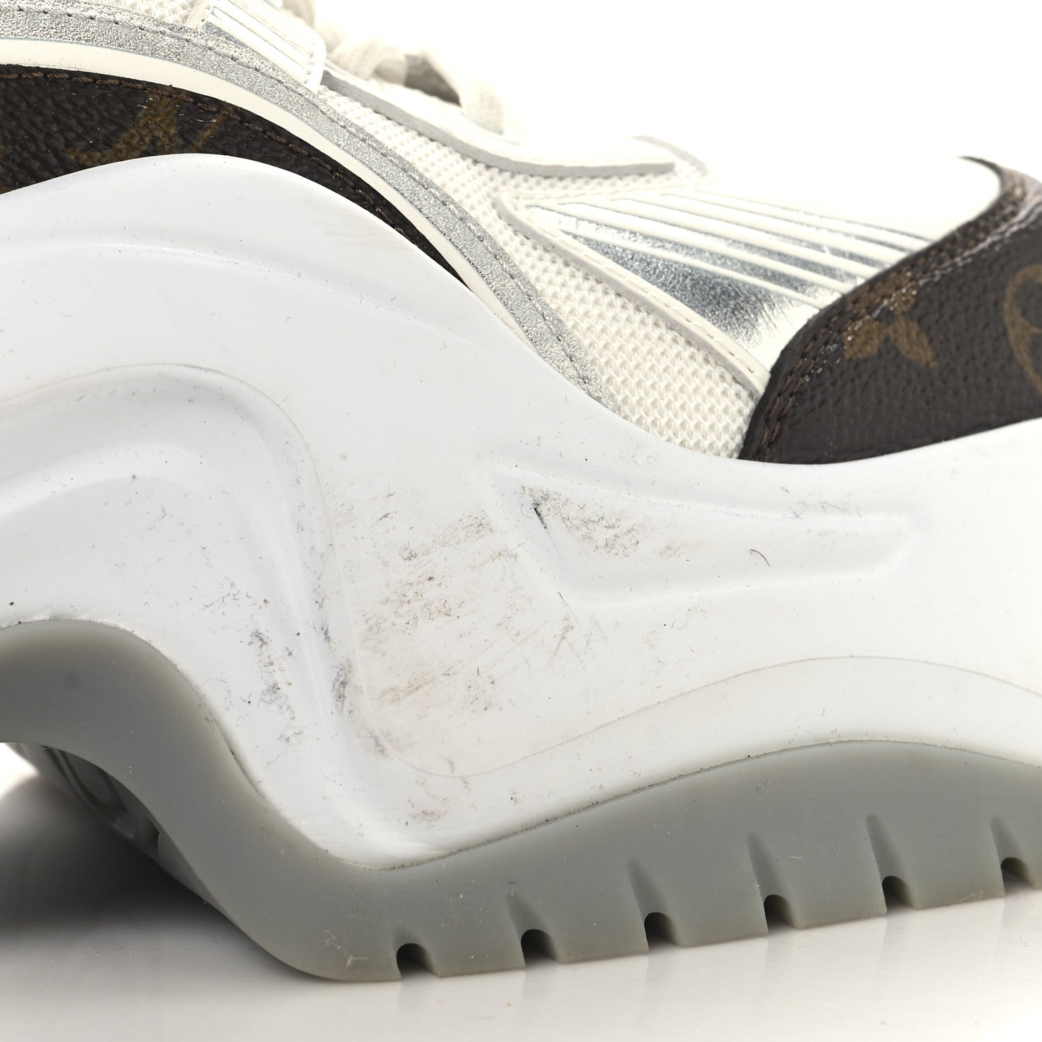 Louis Vuitton Calfskin Monogram Mens LV Archlight 2.0 Platform Sneakers 9 White 9 of 11