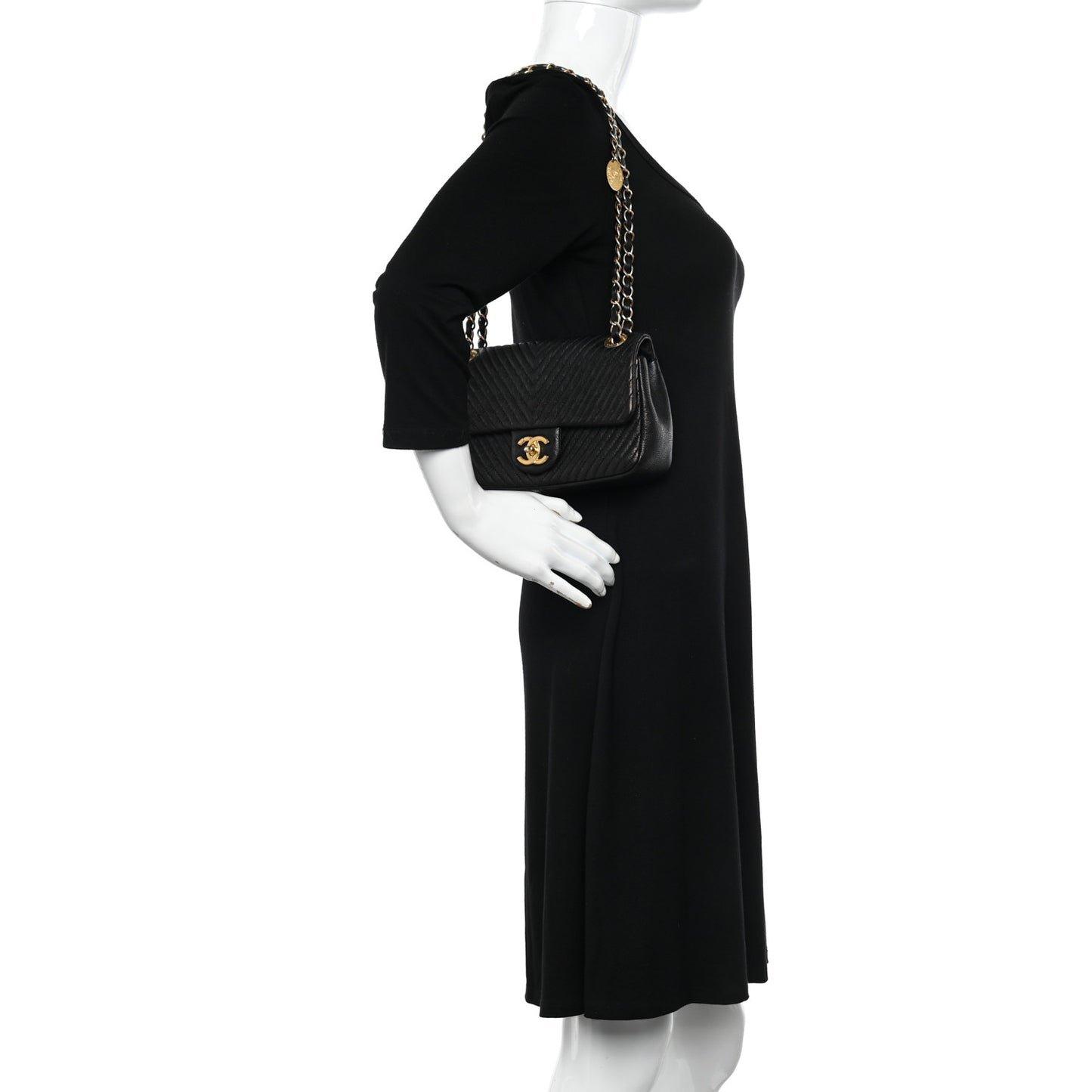 Calfskin Surpique Chevron Small Flap Black