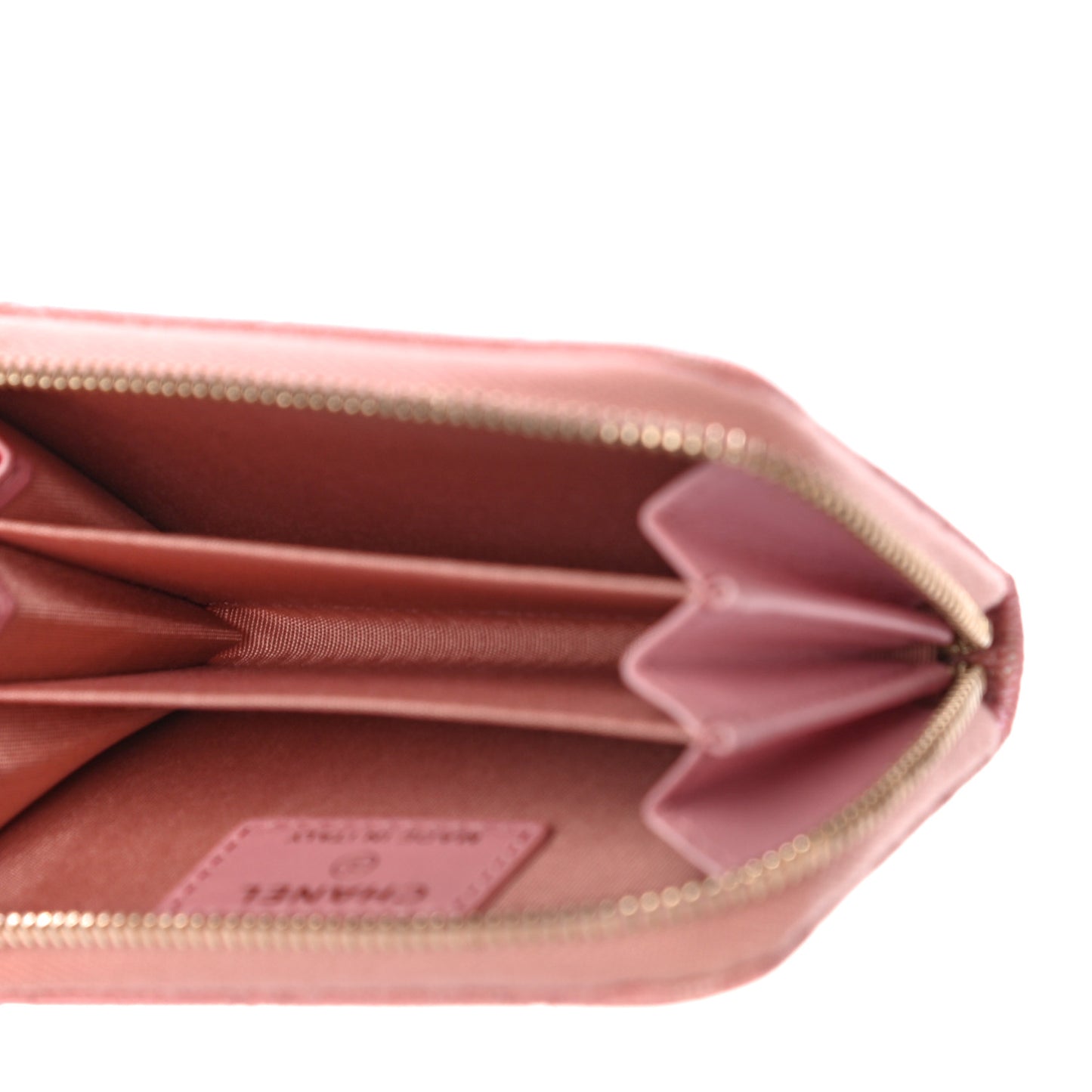 Iridescent Caviar Quilted Zip Coin Purse Pink