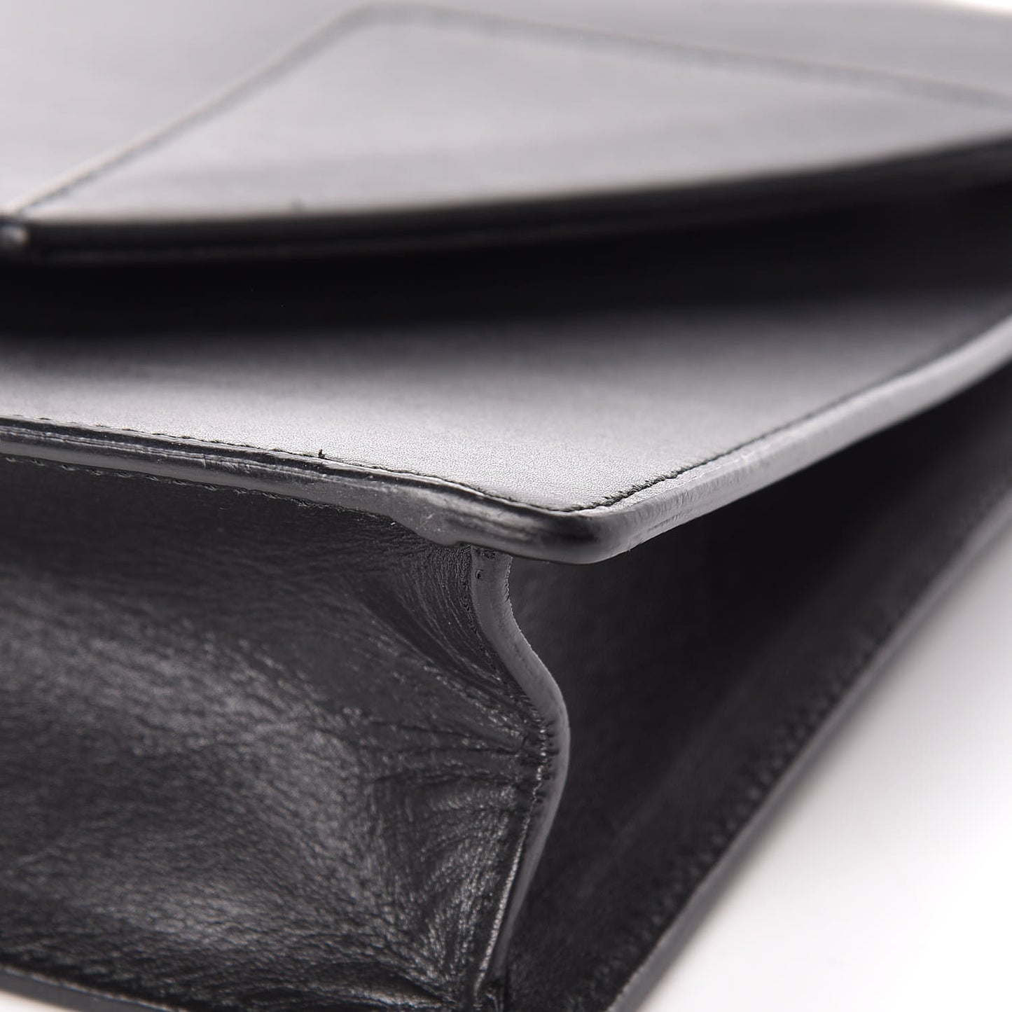Calfskin Medium Classic Betty Black