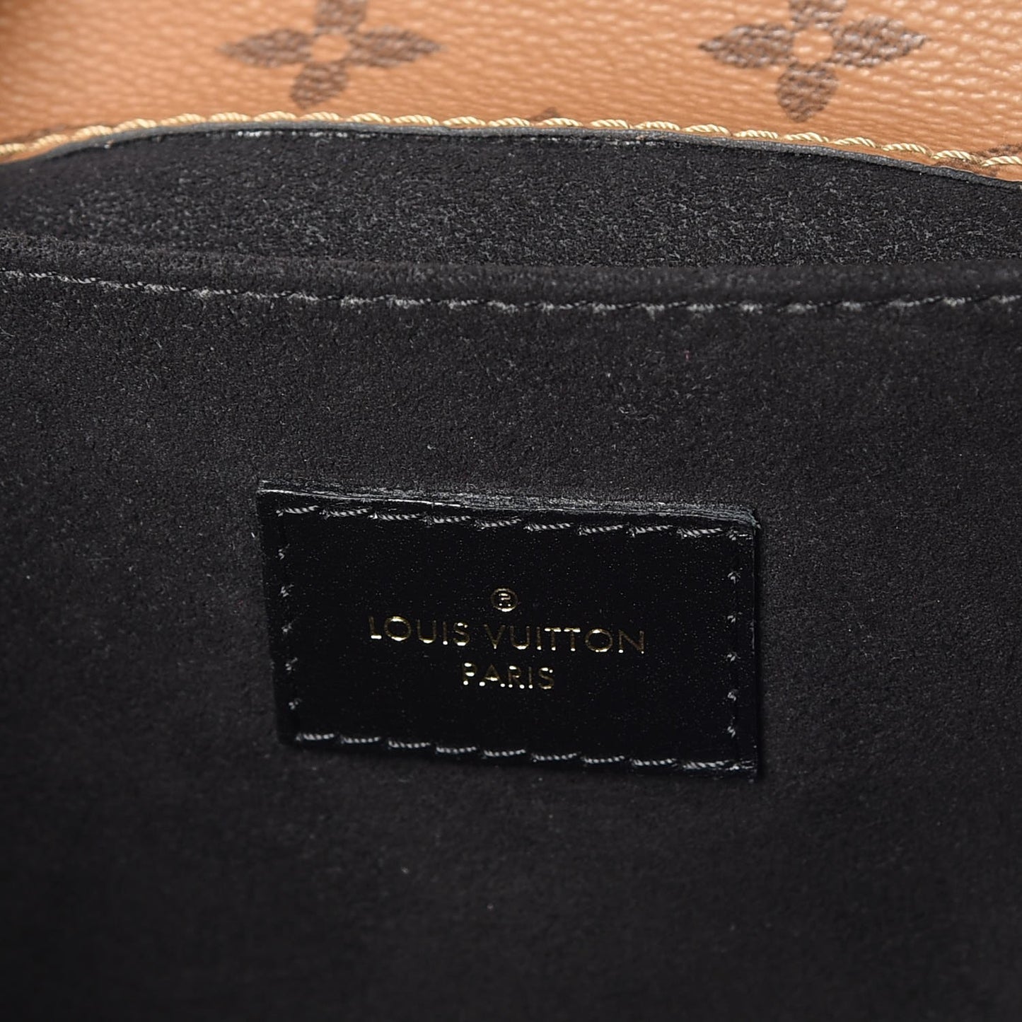 Reverse Monogram Pochette Metis