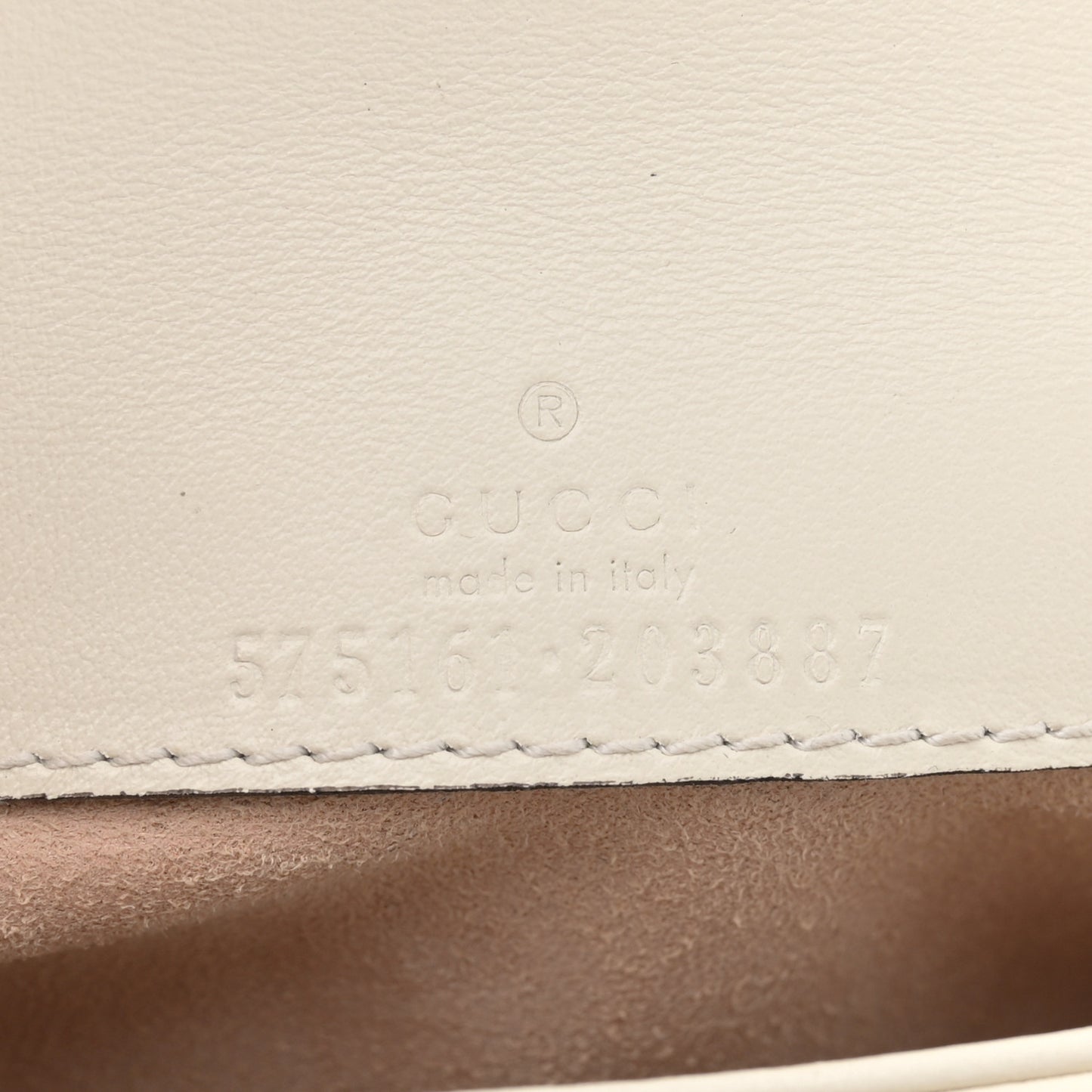 Calfskin Matelasse Heart GG Marmont 2.0 Coin Purse On A Chain Mystic White
