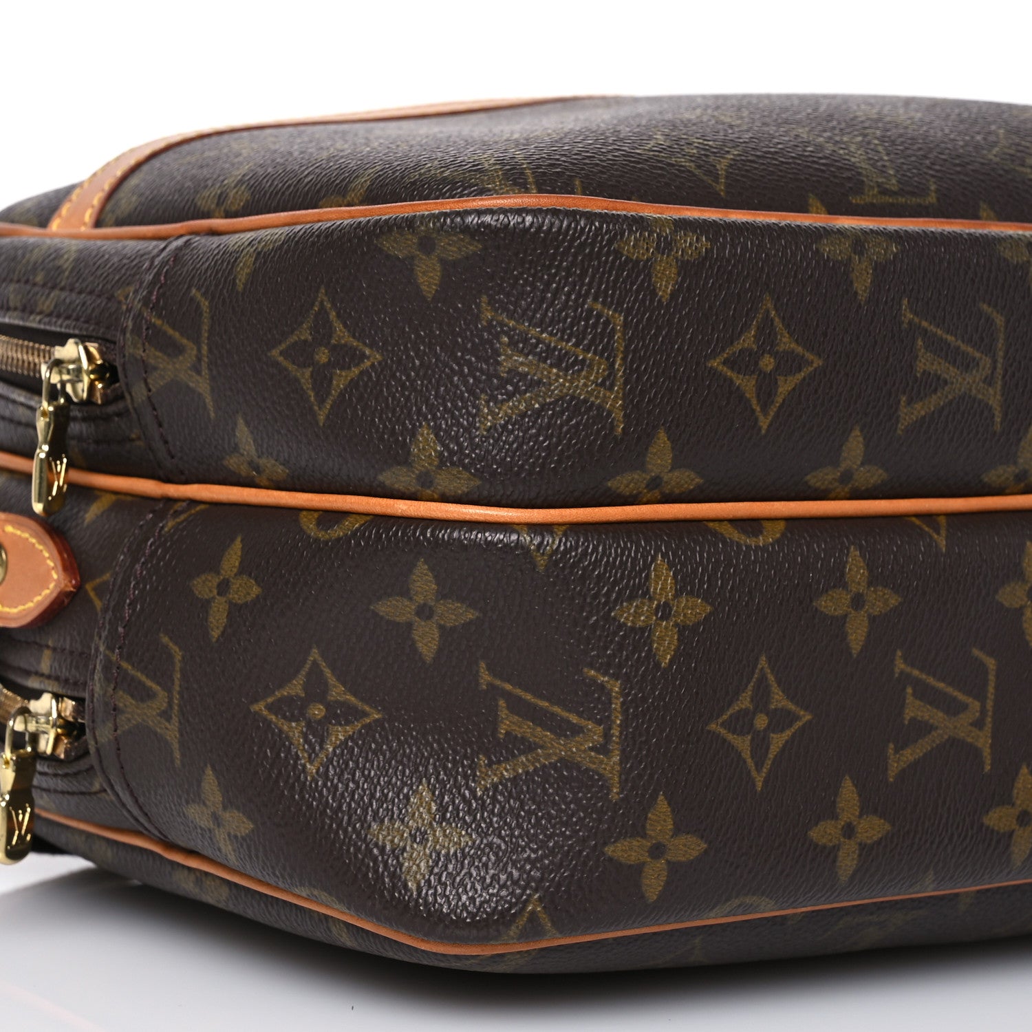 Louis Vuitton Monogram Reporter PM 9 of 16