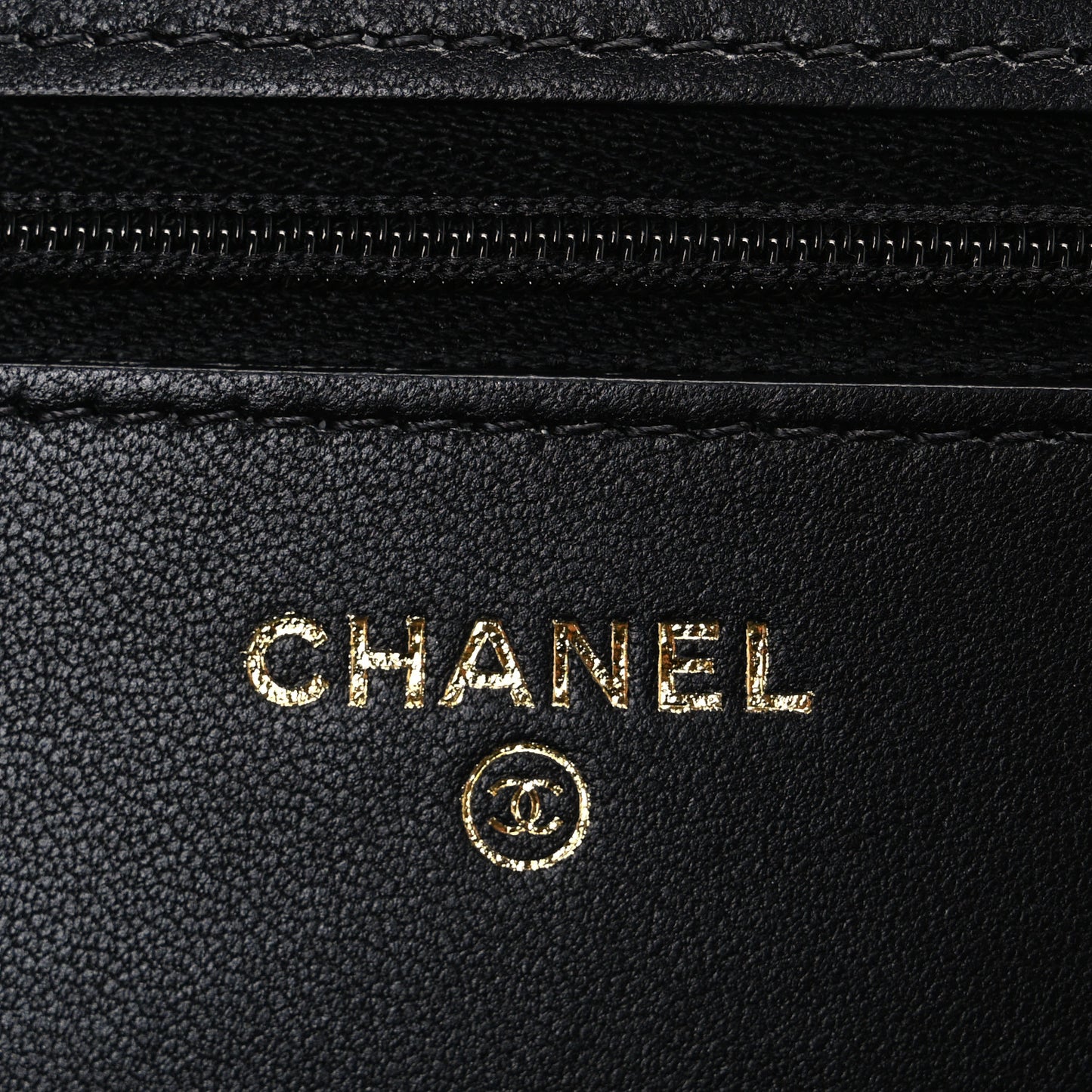 Lambskin Pearl Strass Quilted CC Wallet on Chain WOC Black