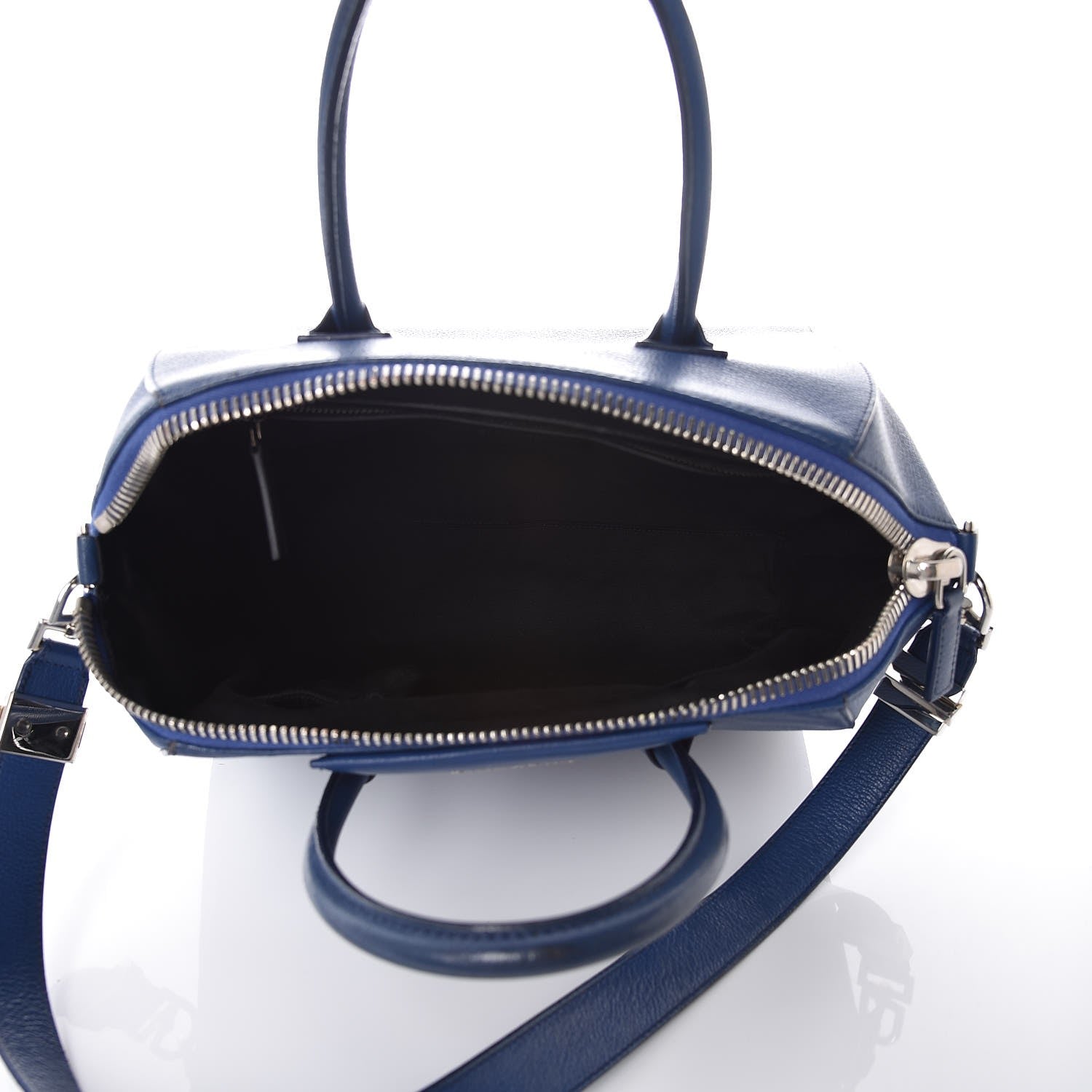 Givenchy Sugar Goatskin Medium Antigona Night Bright Blue 6 of 13