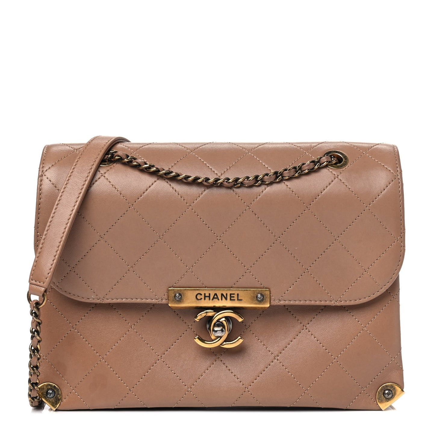 Shiny Lambskin Quilted Around The Corner Flap Beige