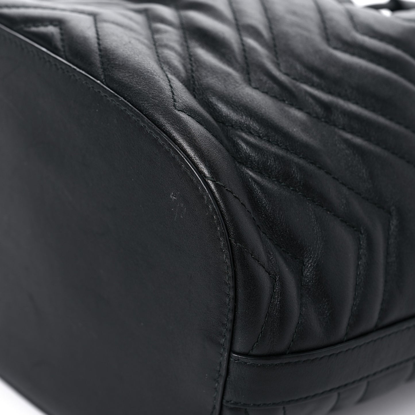 Calfskin Matelasse Sylvie Web GG Marmont Bucket Bag Black