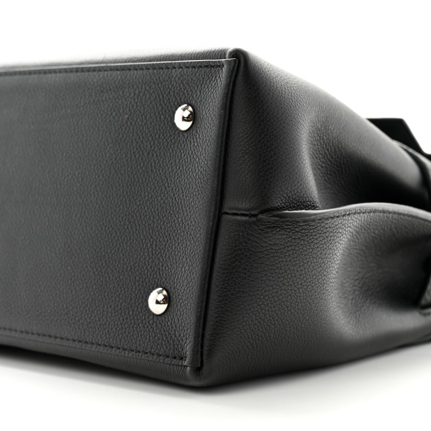 Soft Calfskin Lockme Ever Black