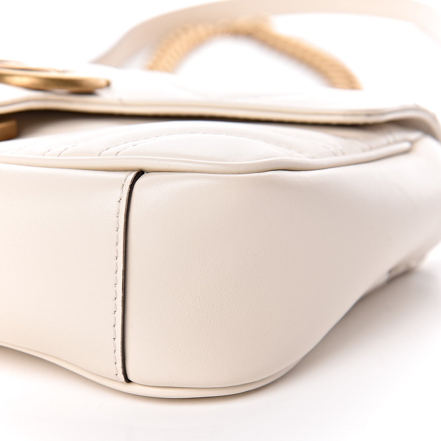 Calfskin Matelasse Mini GG Marmont Shoulder Bag White