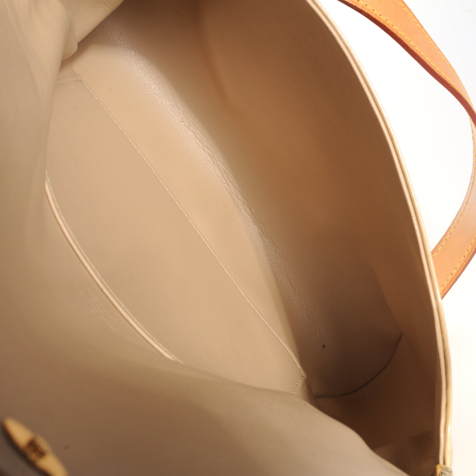 Louis Vuitton Vernis Thompson Street Beige 9 of 9