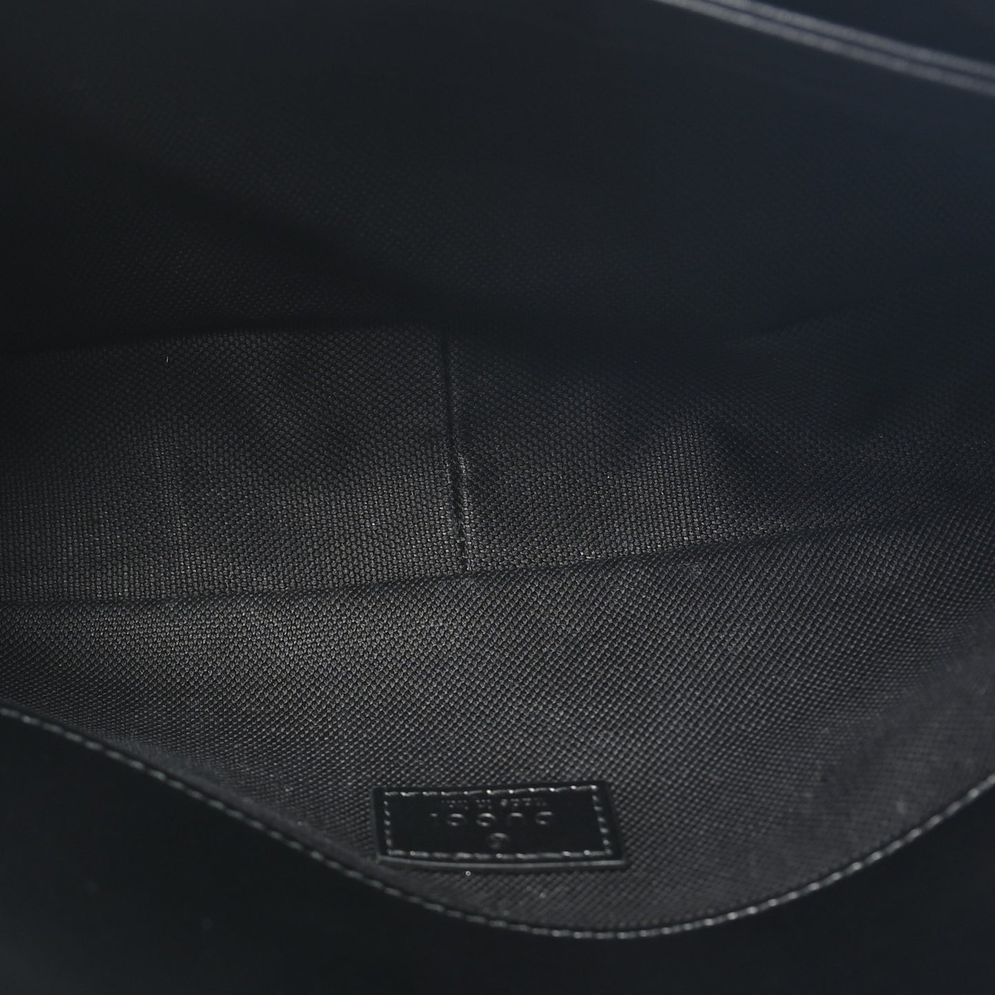 Calfskin Matelasse Monochrome GG Marmont Crossbody Shoulder Bag Black