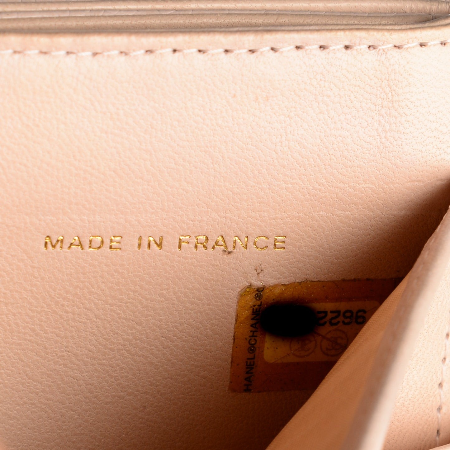 Caviar Compact Timeless CC Wallet Light Pink