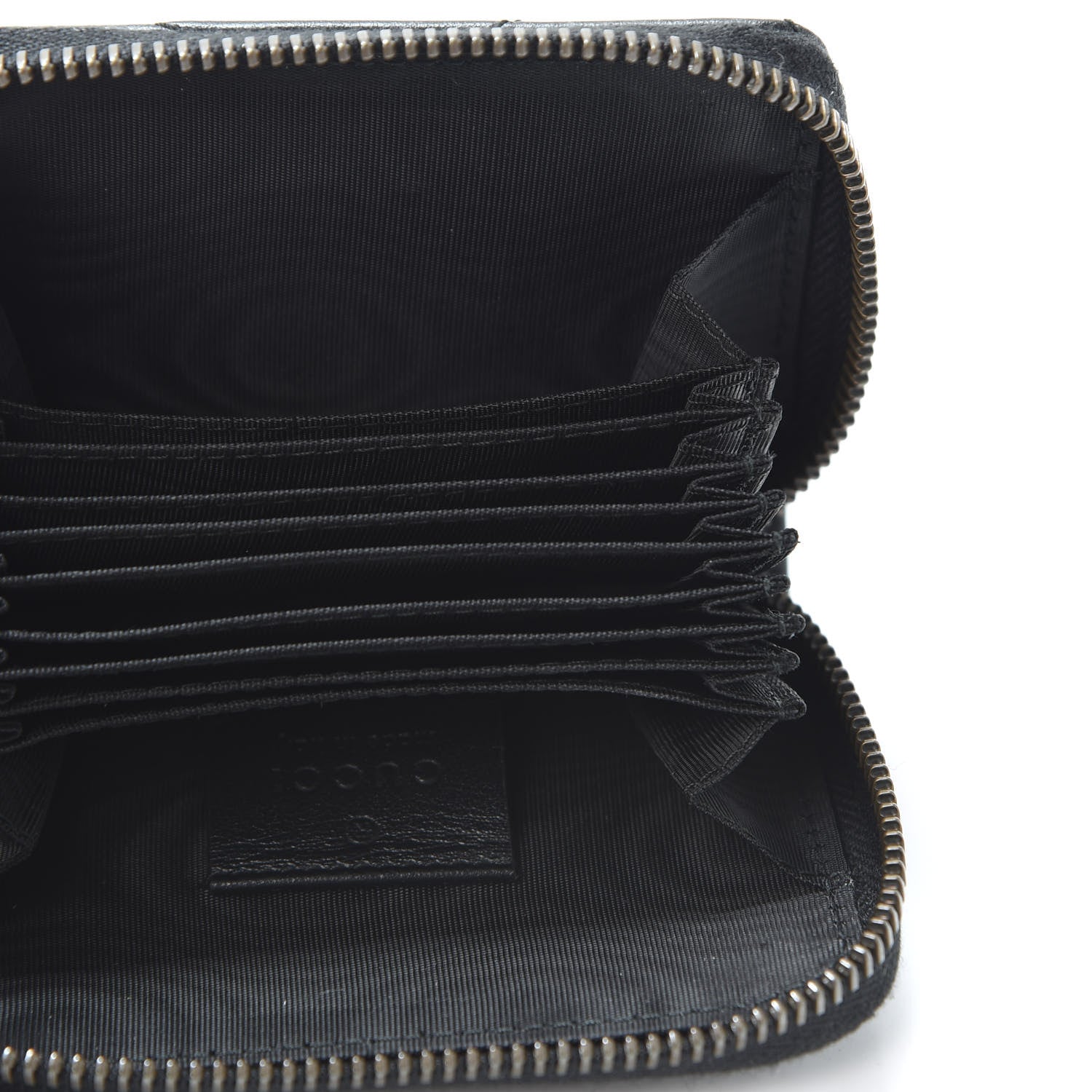 Gucci Calfskin Matelasse GG Marmont Zip Around Card Case Black 4 of 8