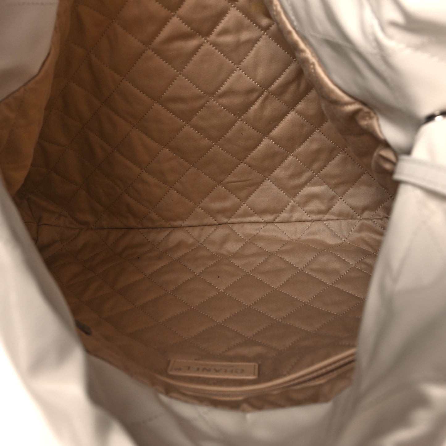 Shiny Calfskin Quilted Chanel 22 White