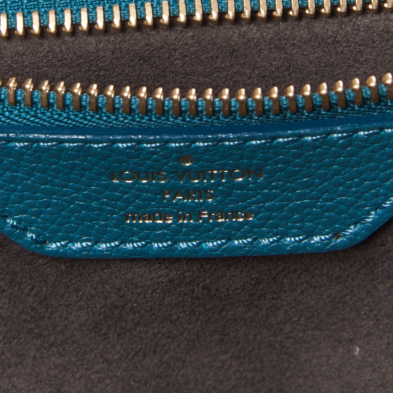 Louis Vuitton Mahina L Lagon 8 of 8