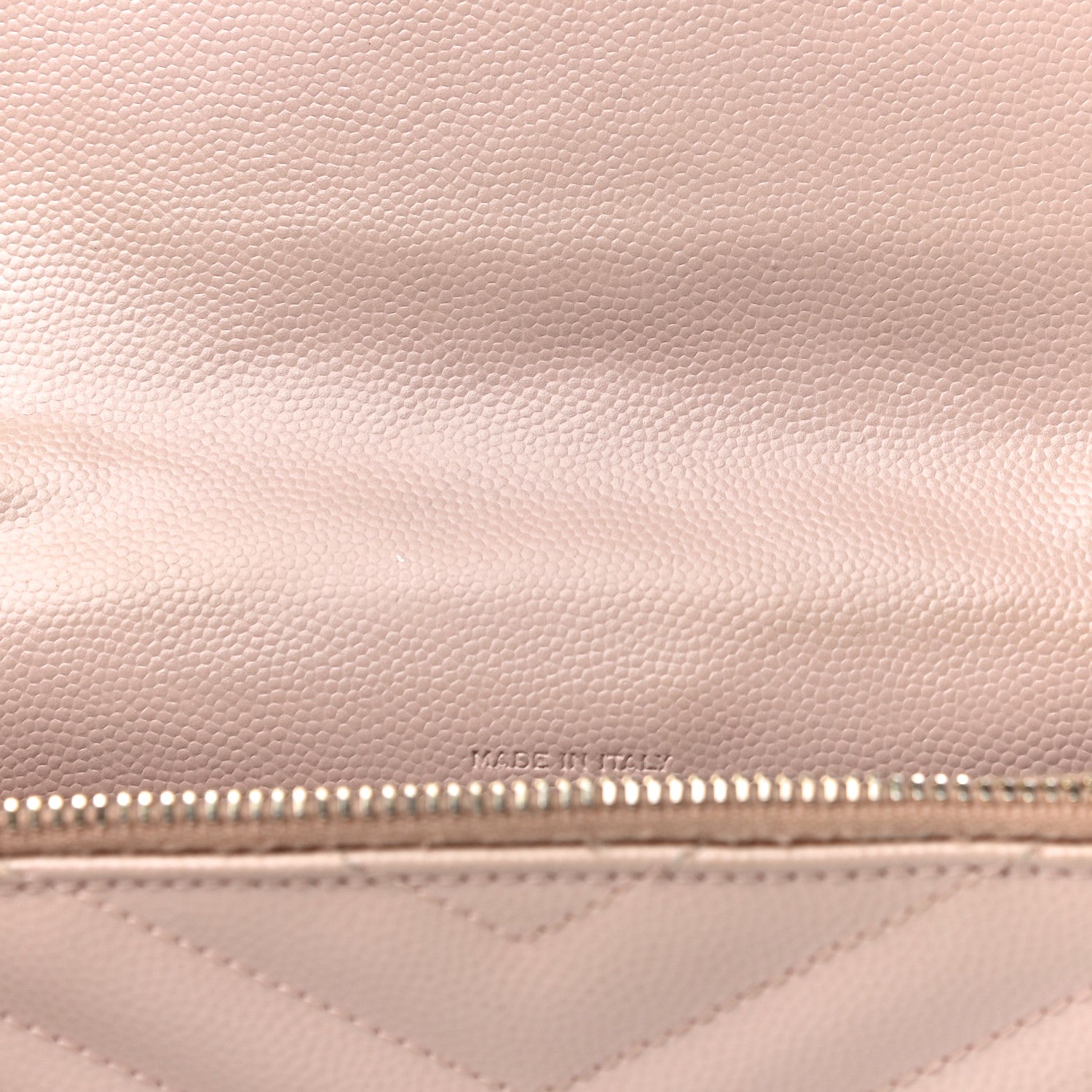 Saint Laurent Grain De Poudre Matelasse Chevron Monogram Envelope Chain Wallet Nude Powder 16 of 30