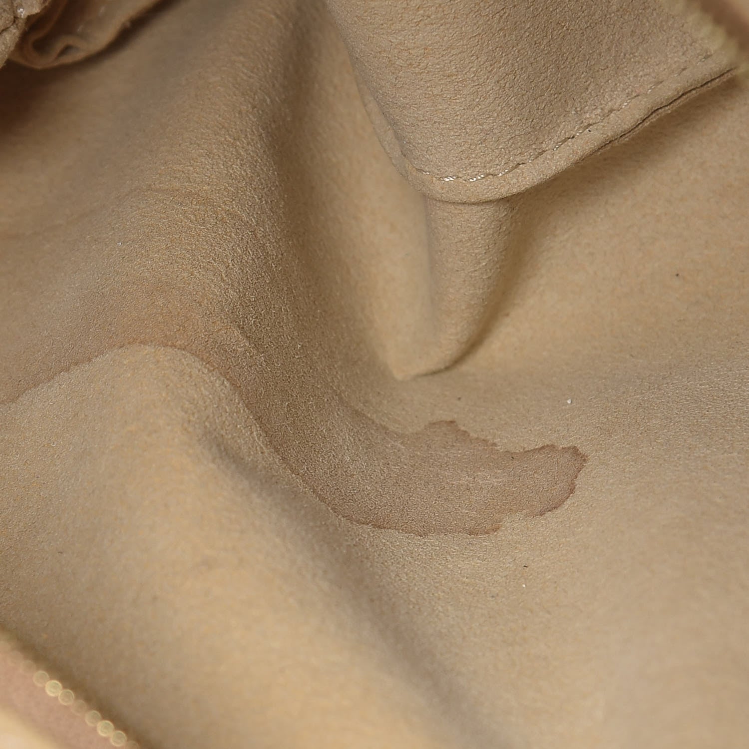 Louis Vuitton Monogram Artsy MM 12 of 21