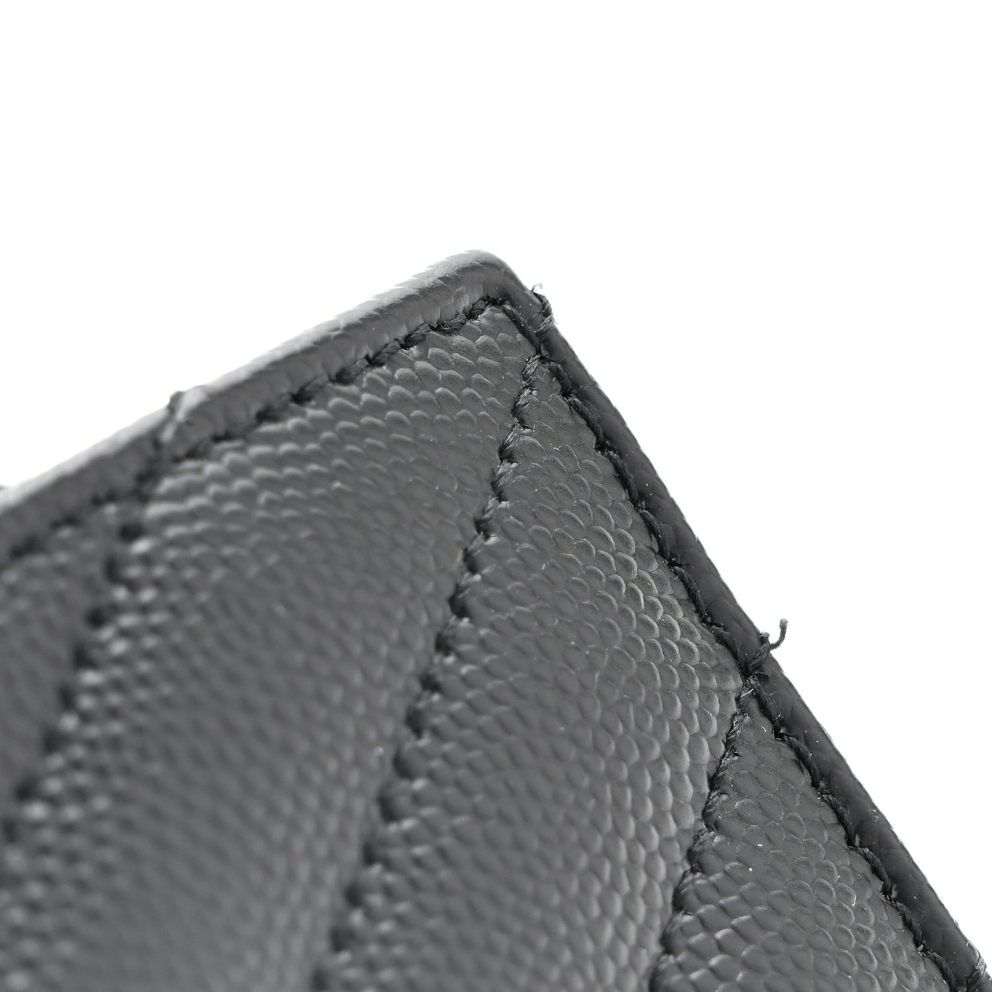 Grain De Poudre Matelasse Chevron Monogram Monochrome Envelope Chain Wallet Black
