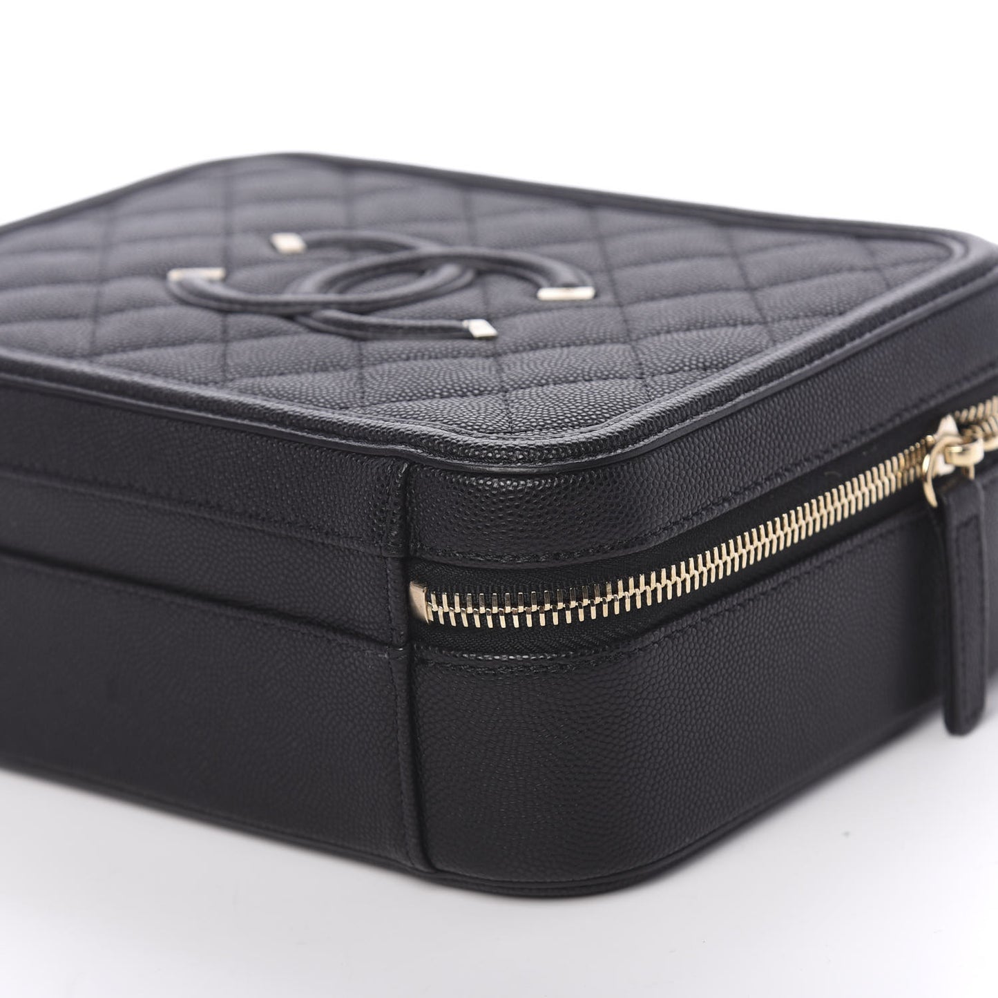 Caviar Quilted Medium CC Filigree Vanity Case Black