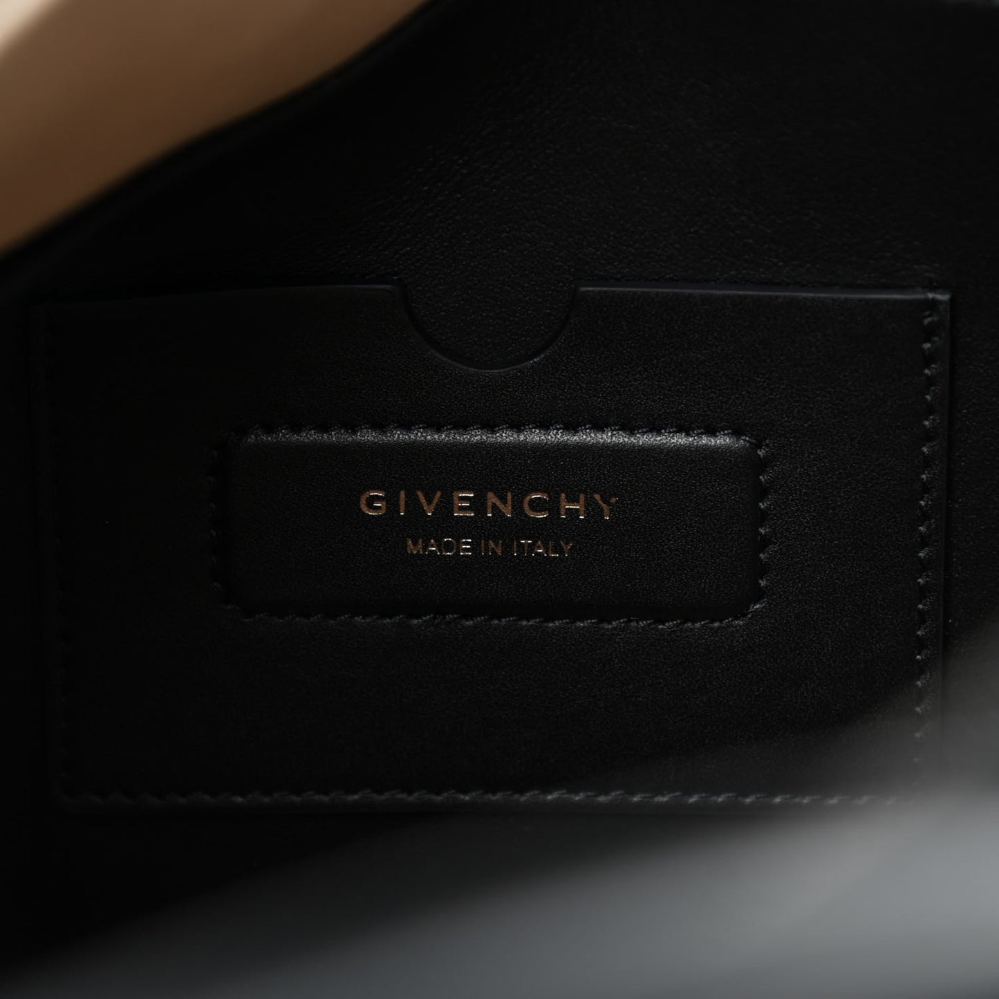 Smooth Calfskin Small Soft Antigona Black
