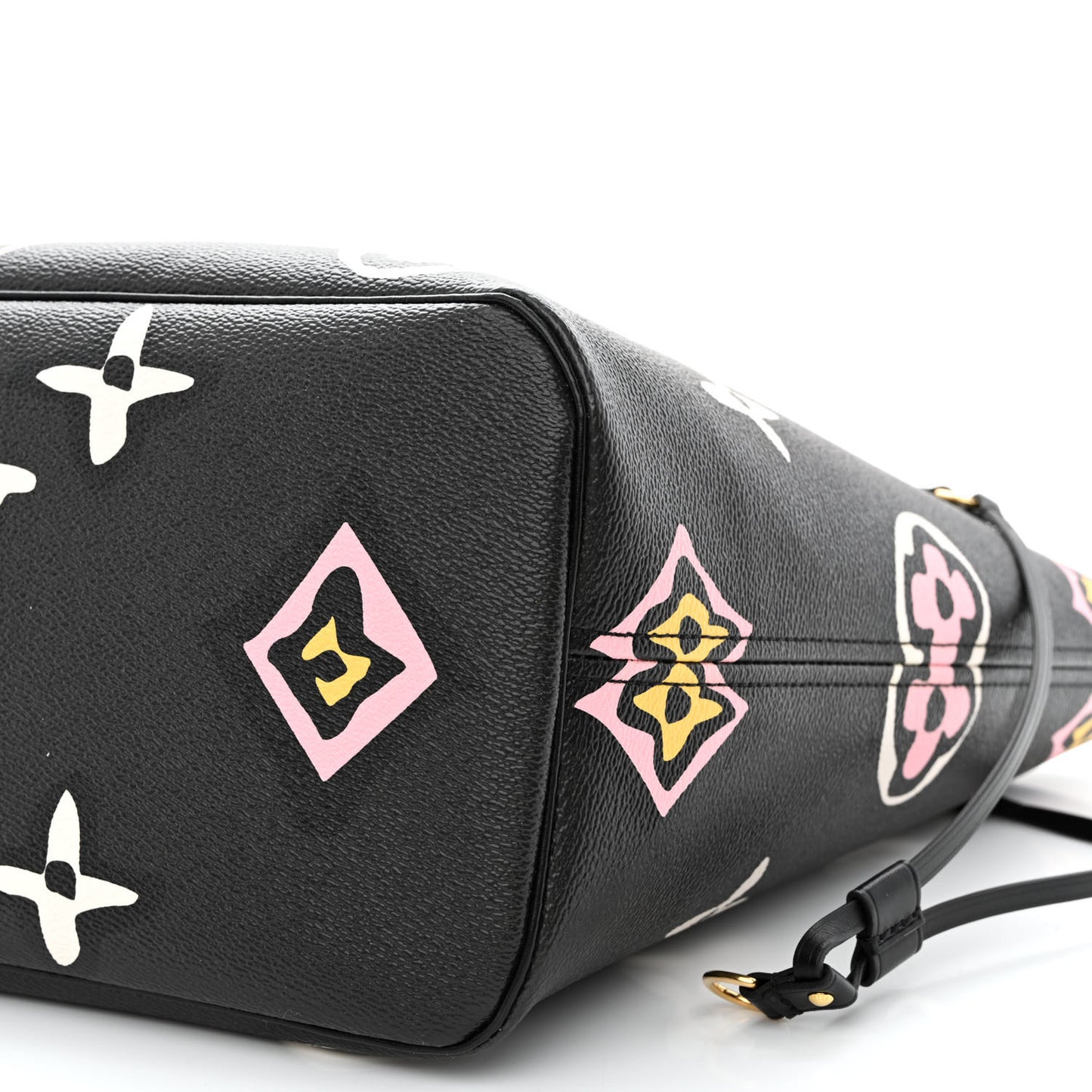 Monogram Giant Wild at Heart Neverfull MM Black