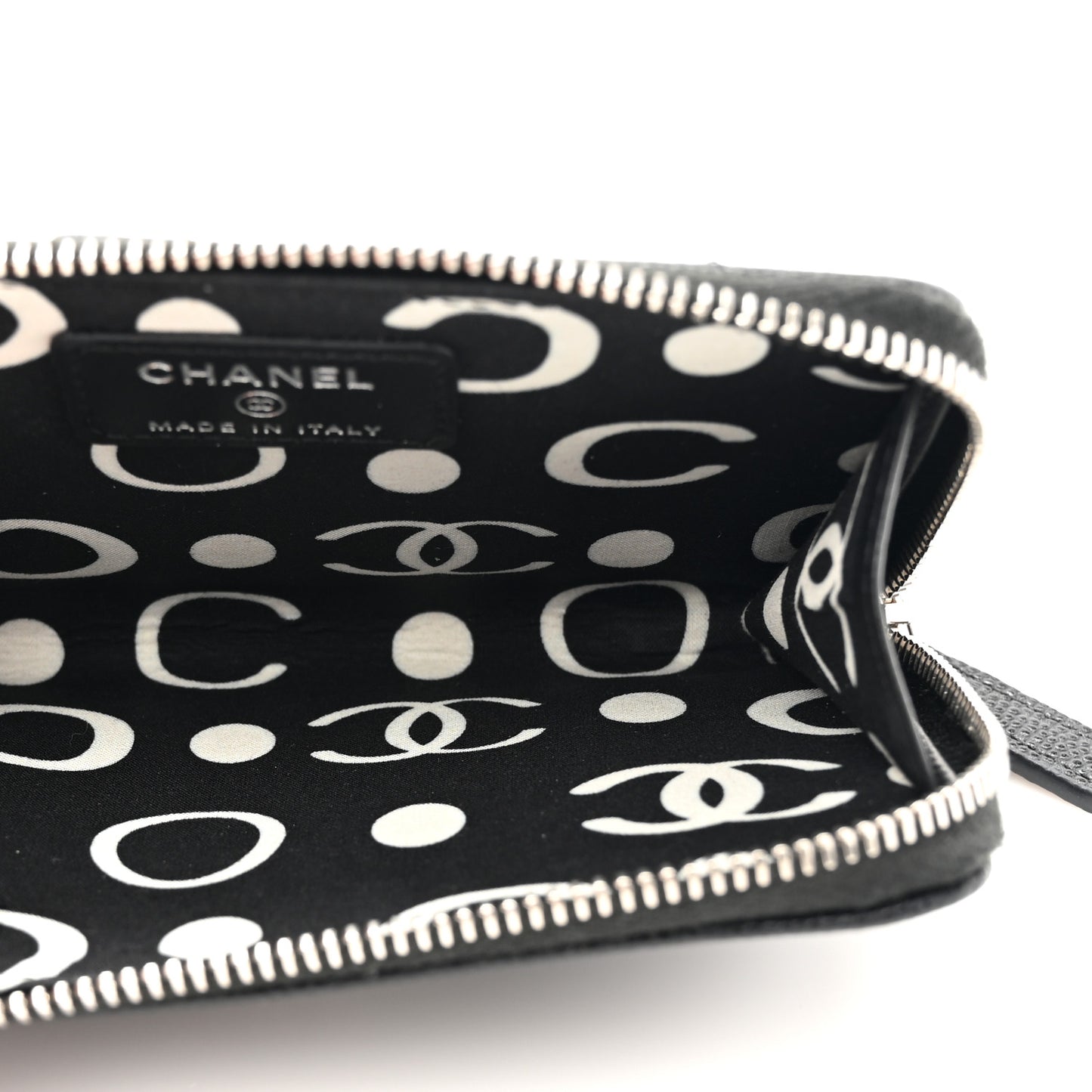 Caviar Quilted CC Logo Zip Around Card Holder Black