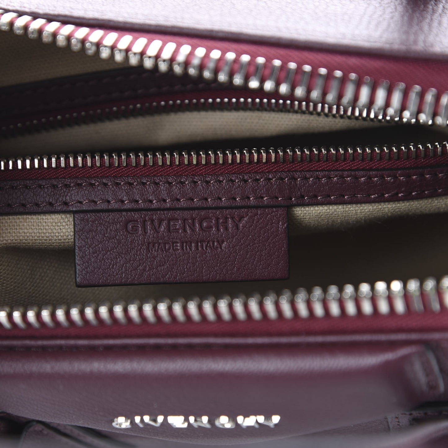 Sugar Goatskin Small Antigona Aubergine