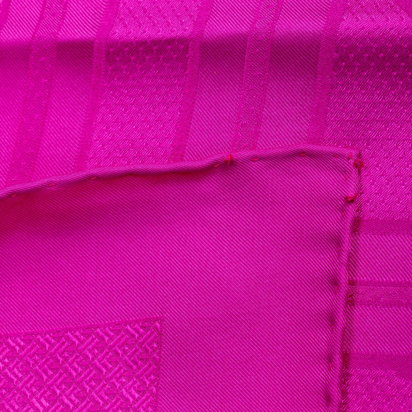 Silk Quadrige Scarf 90 Cyclamen
