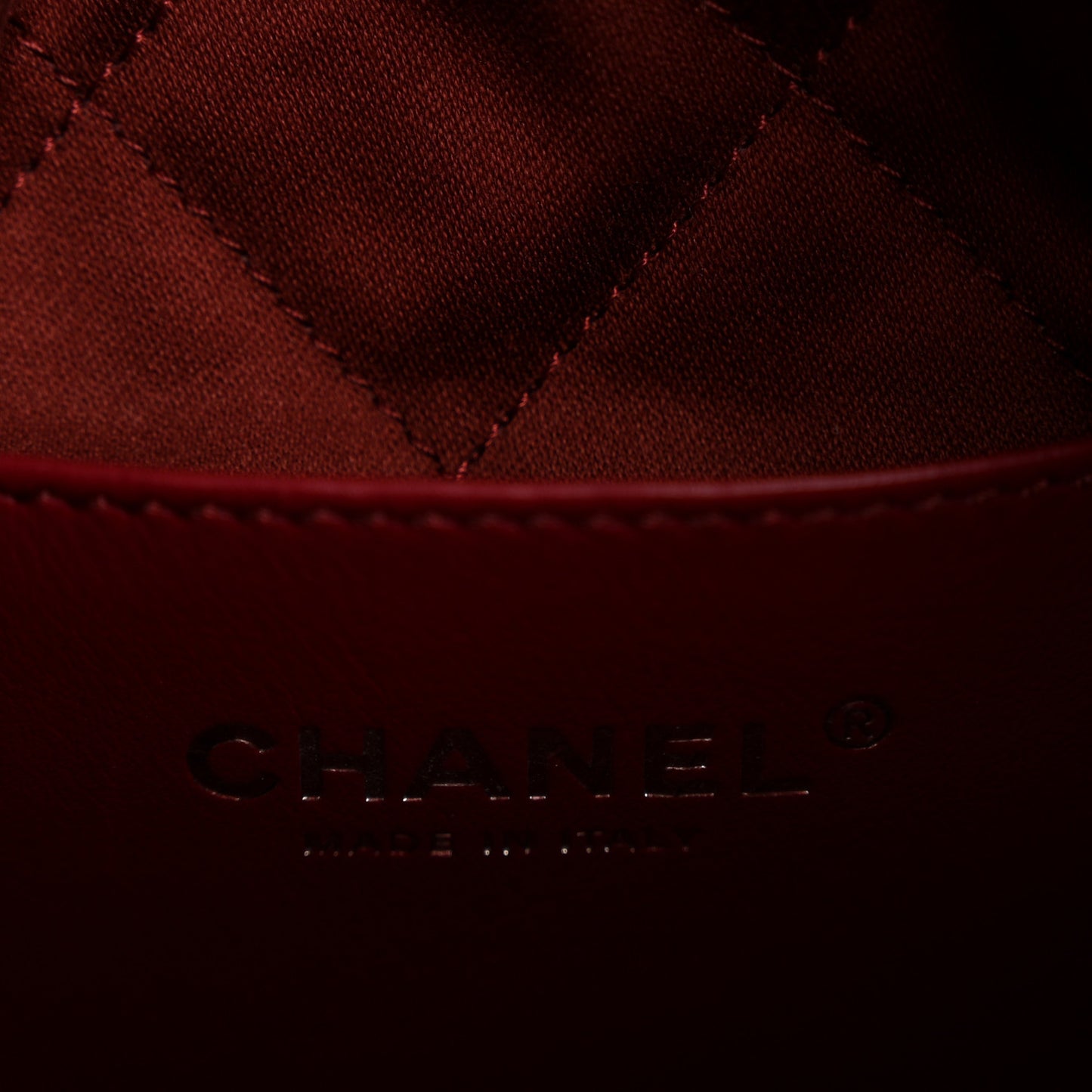 Shiny Calfskin Quilted Mini Chanel 22 Red