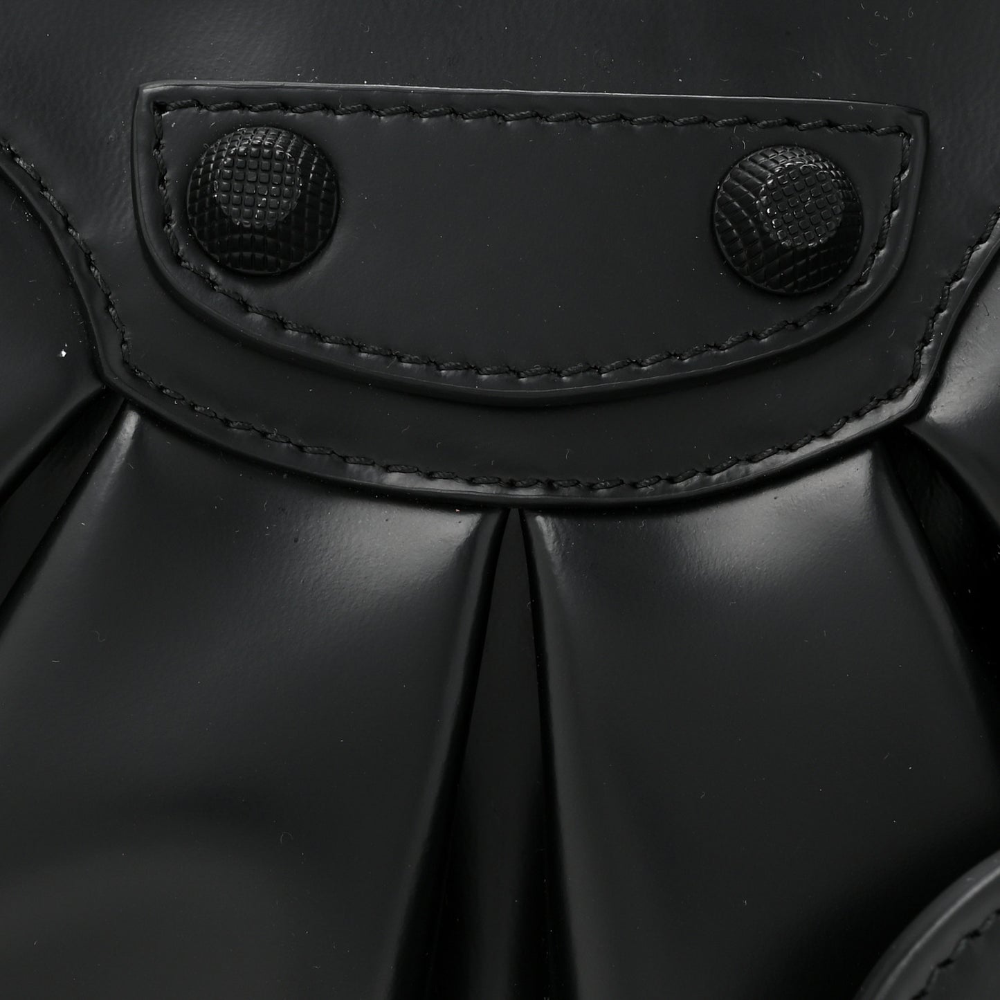 Smooth Calfskin Le Cagole Shoulder Bag XS Black